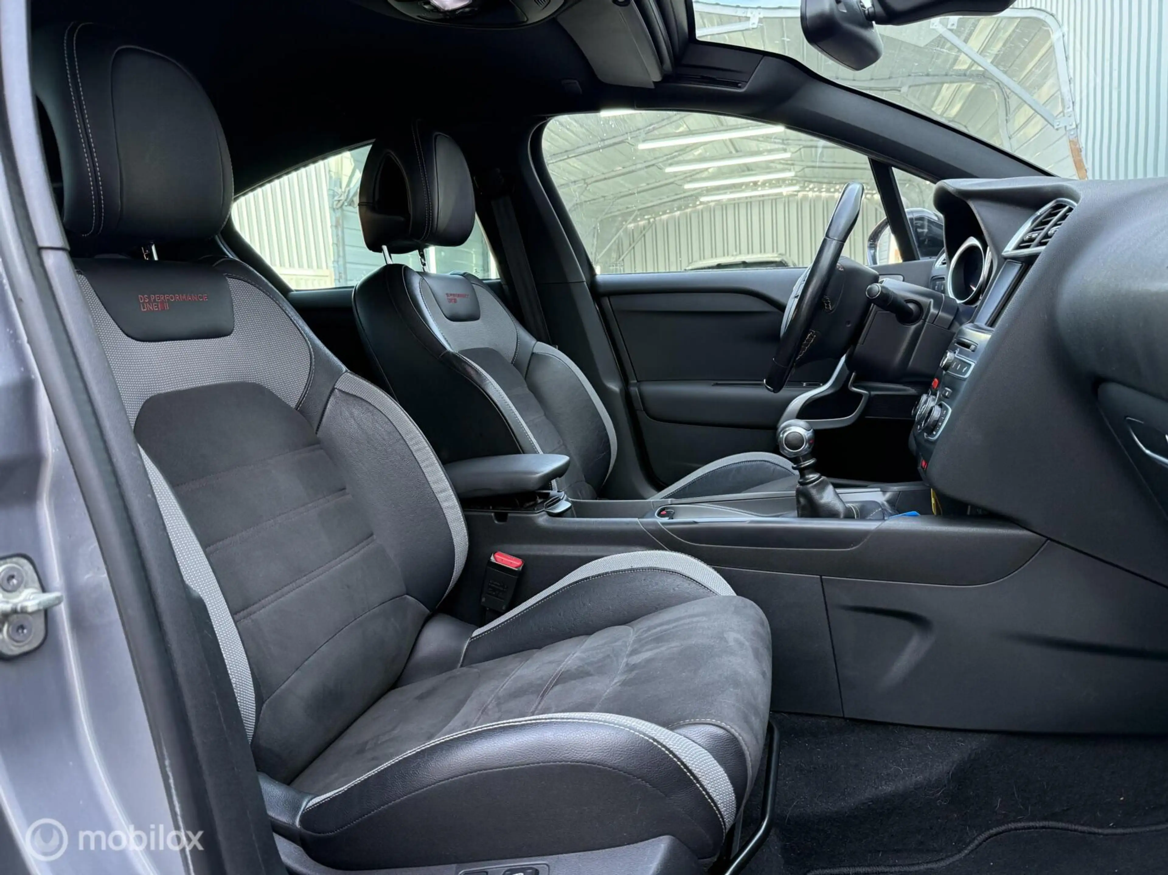 DS Automobiles DS 4 1.2 Performance Line | Alcantara | Massage | DENON — photo 27