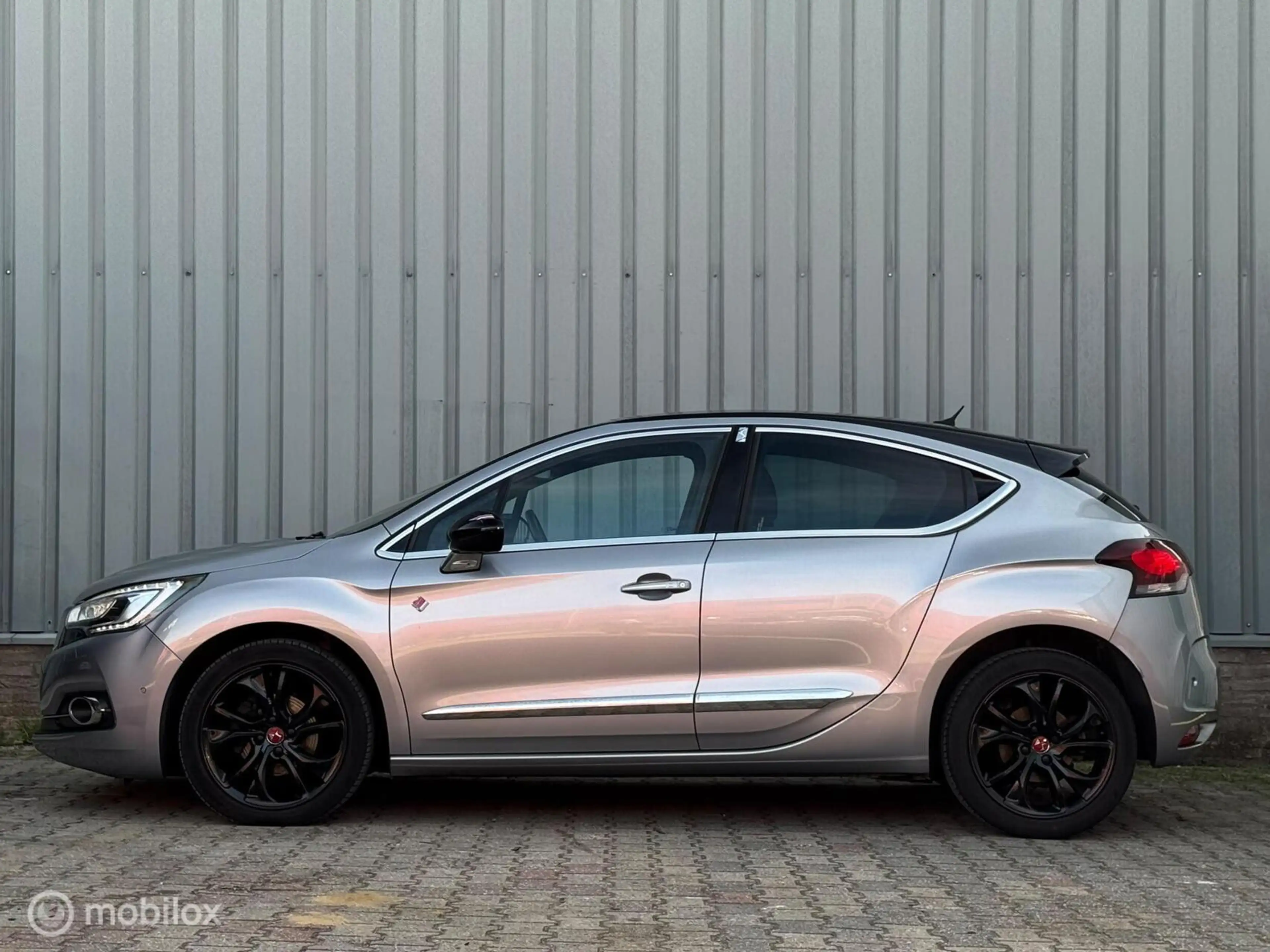 DS Automobiles DS 4 1.2 Performance Line | Alcantara | Massage | DENON — photo 6
