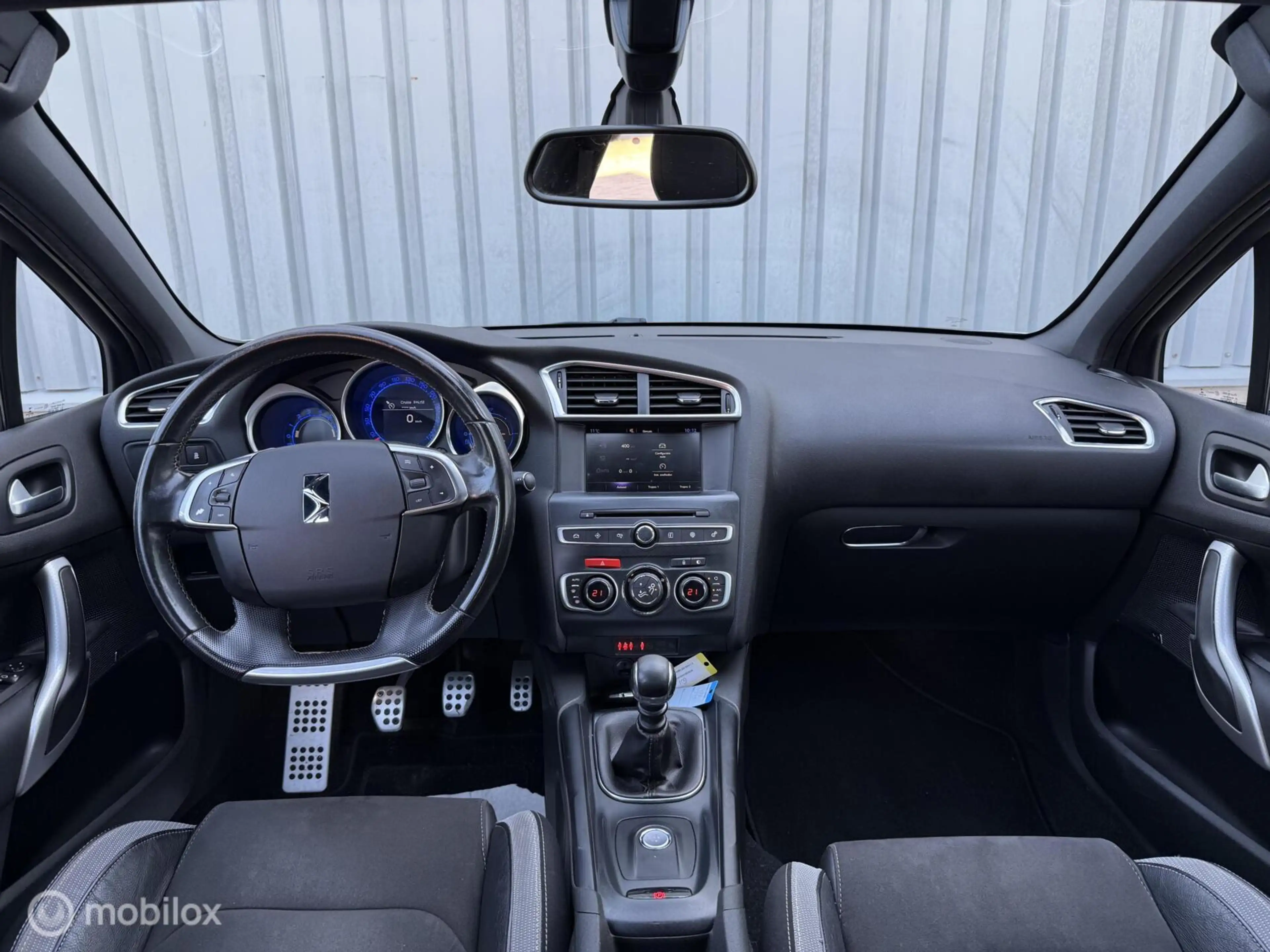 DS Automobiles DS 4 1.2 Performance Line | Alcantara | Massage | DENON — photo 3