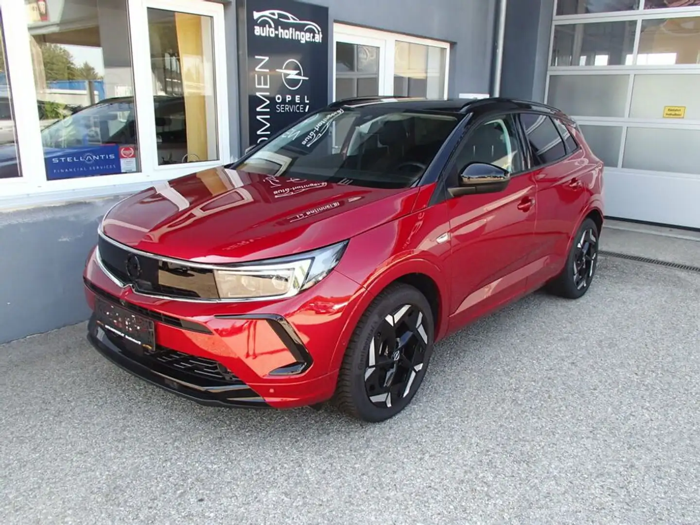 Opel Grandland X GSe Plug-in-Hybrid 4WD Rot - 2