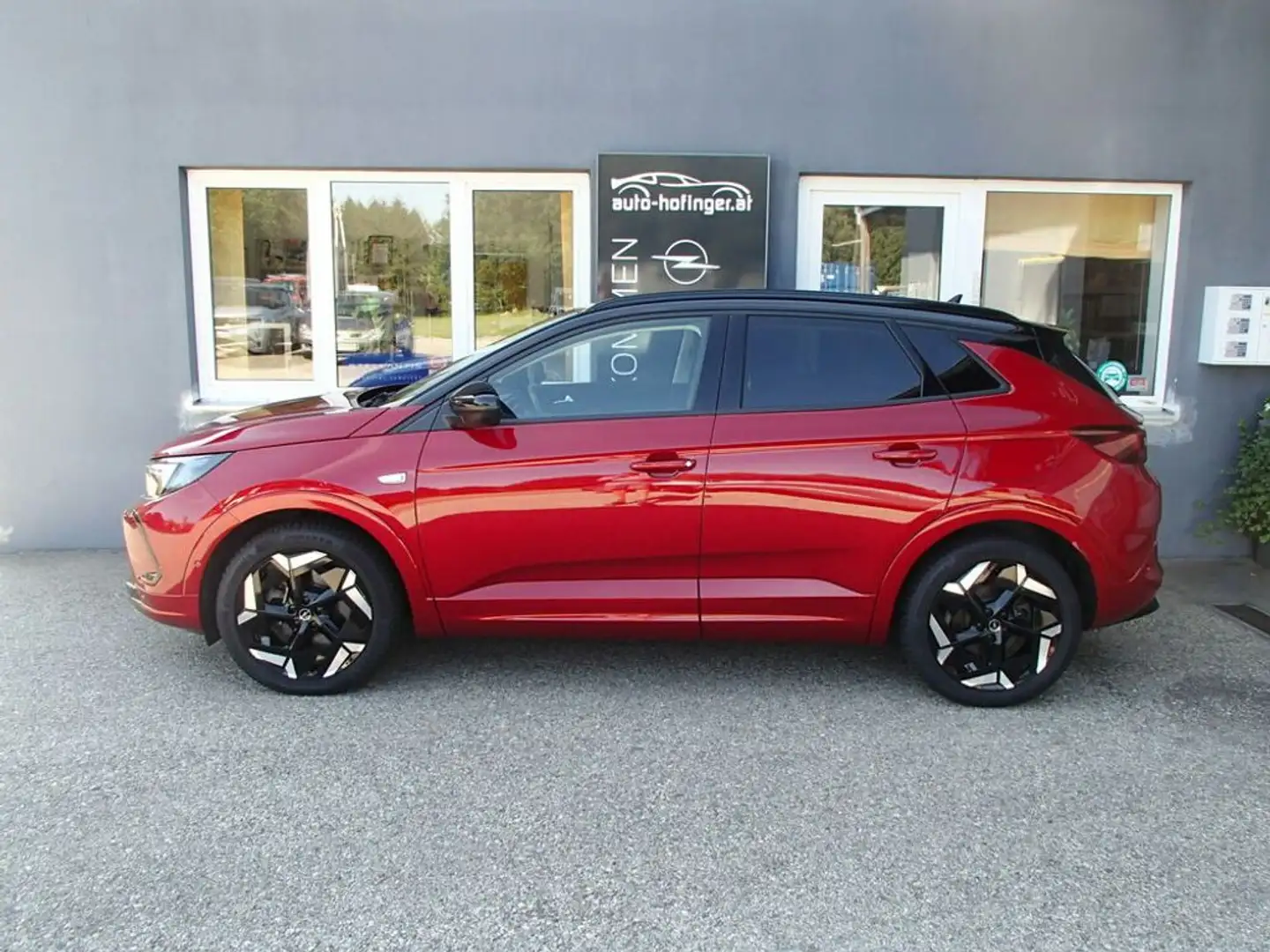 Opel Grandland X GSe Plug-in-Hybrid 4WD Rot - 1