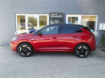 GSe Plug-in-Hybrid 4WD