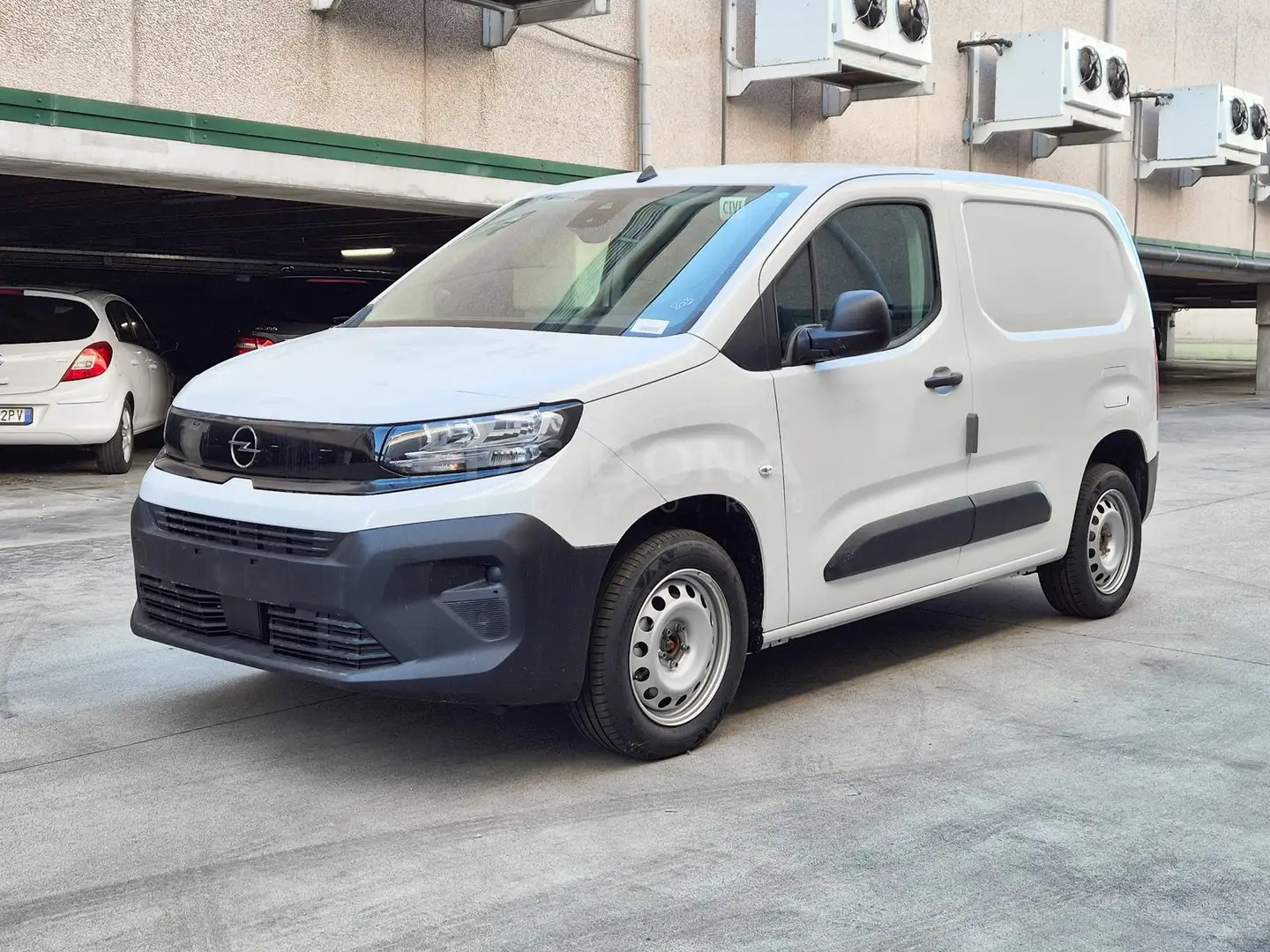 Opel Combo cargo m 1.5 diesel 130cv s&s p.maggior. auto Bianco - 1