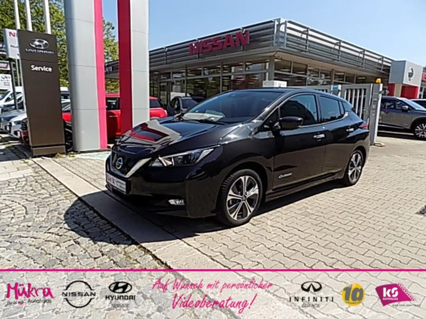Nissan Leaf N-Connecta 40kwH Navi SHZ CAM 360 PDC Klima Navi Schwarz - 1