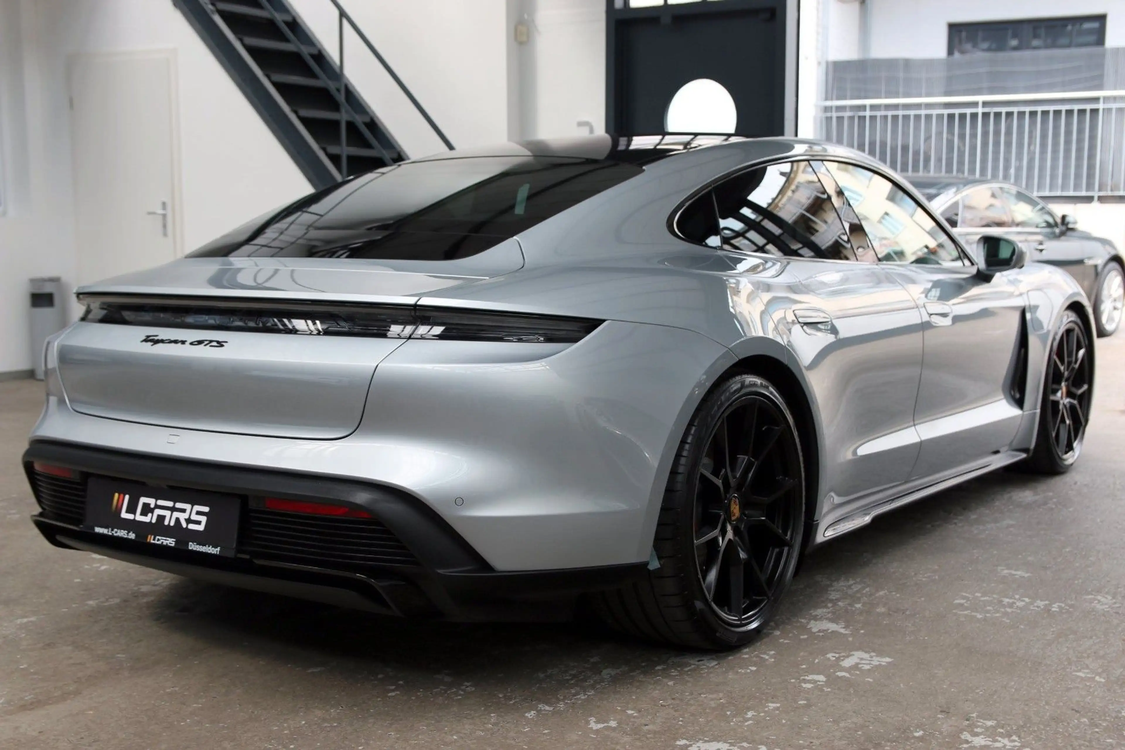 Porsche Taycan GTS InnoDrive Panorama 360° 5-Sitzer 21" — photo 5