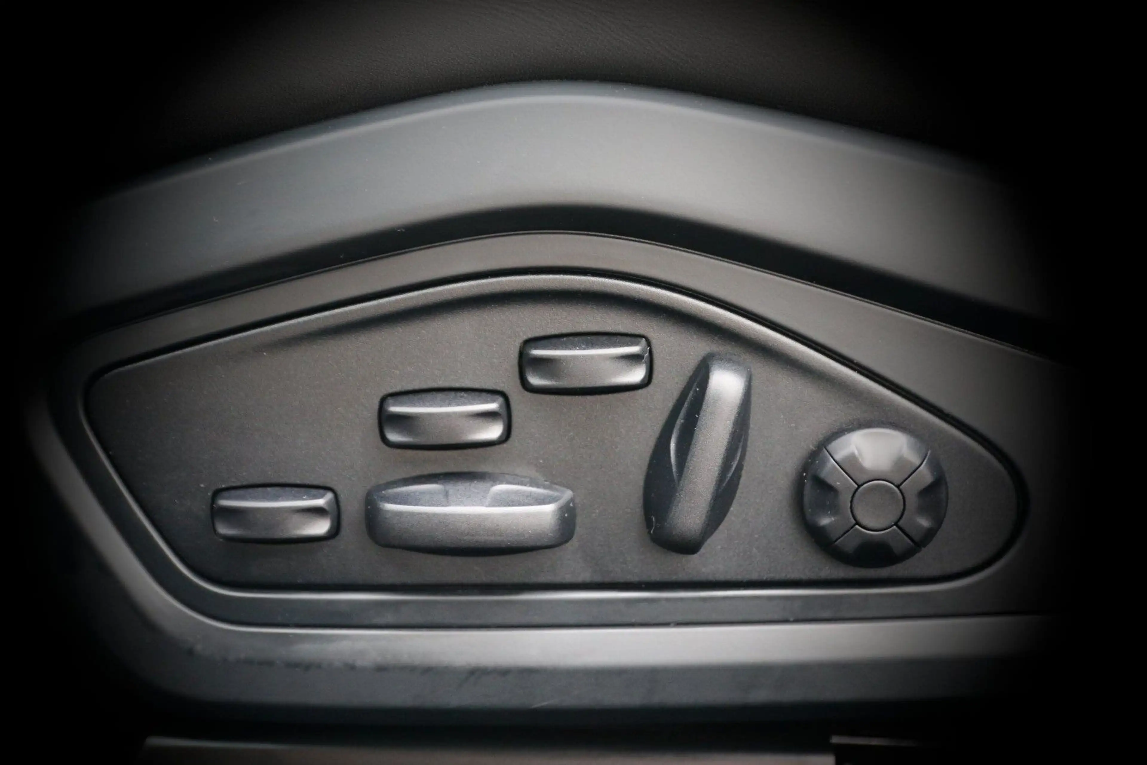 Porsche Taycan GTS InnoDrive Panorama 360° 5-Sitzer 21" — photo 13