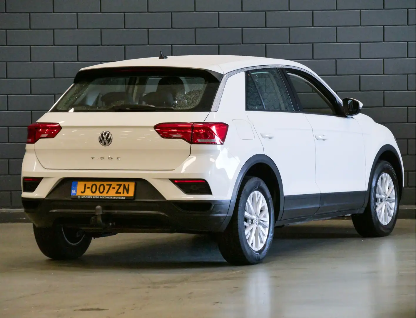 Volkswagen T-Roc 1.0 TSI 116PK Style | TREKHAAK | CARPLAY | Weiß - 2
