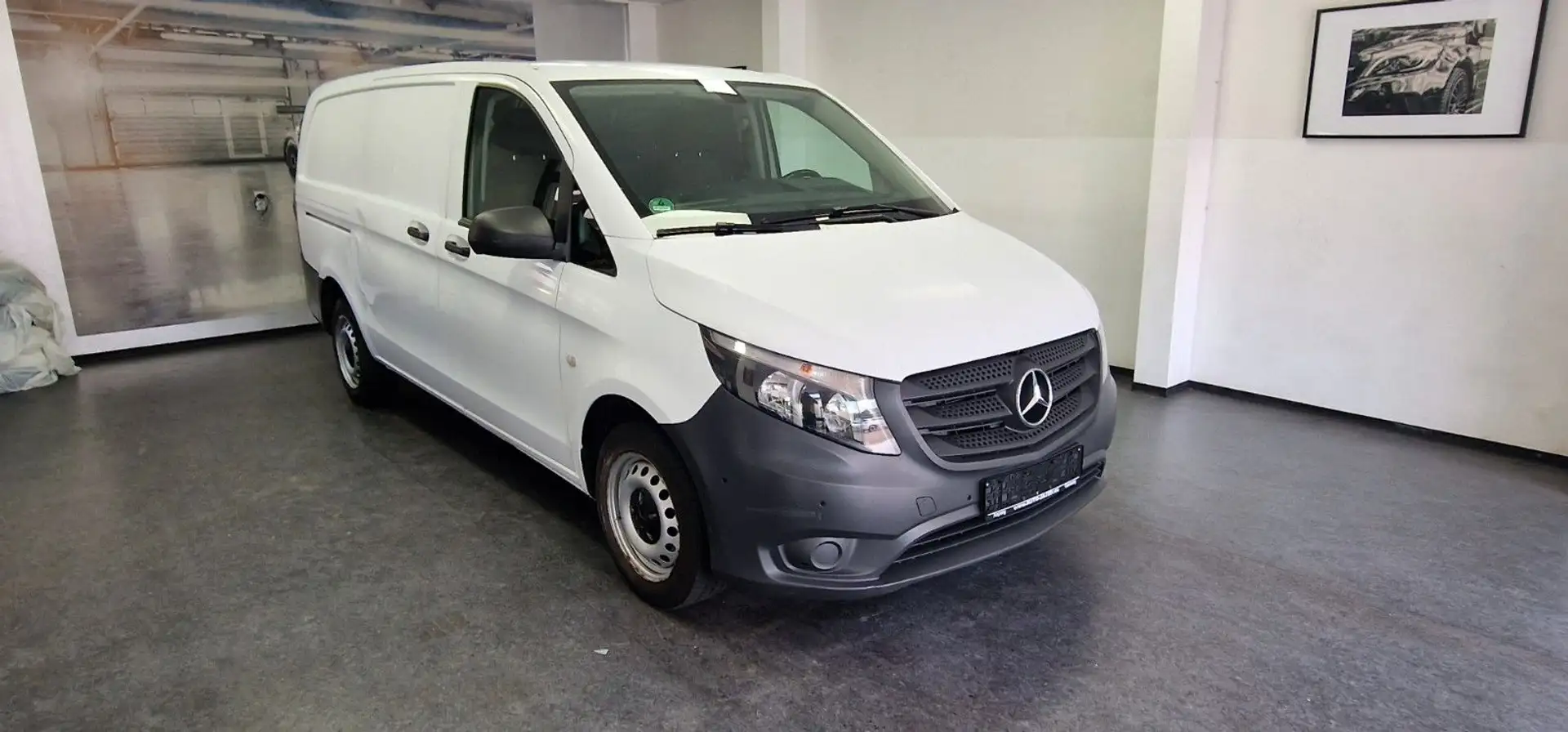 Mercedes-Benz Vito 2,2 CDi Kasten Automatik PDC TÜV 10/2026 Blanc - 1