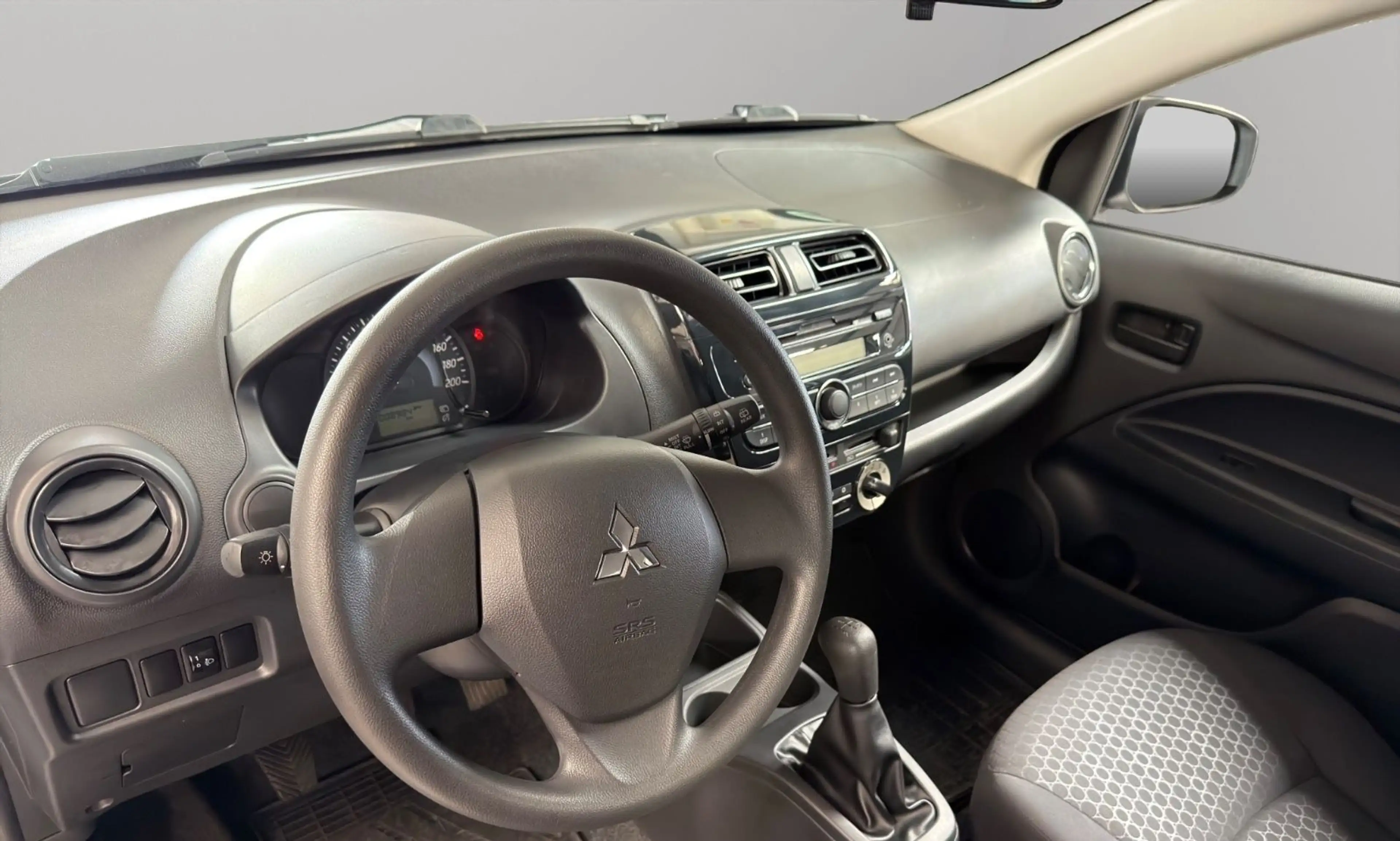 Mitsubishi Space Star NUR 8000 KM/RENTNERFAHRZEUG/1.HAND — photo 10