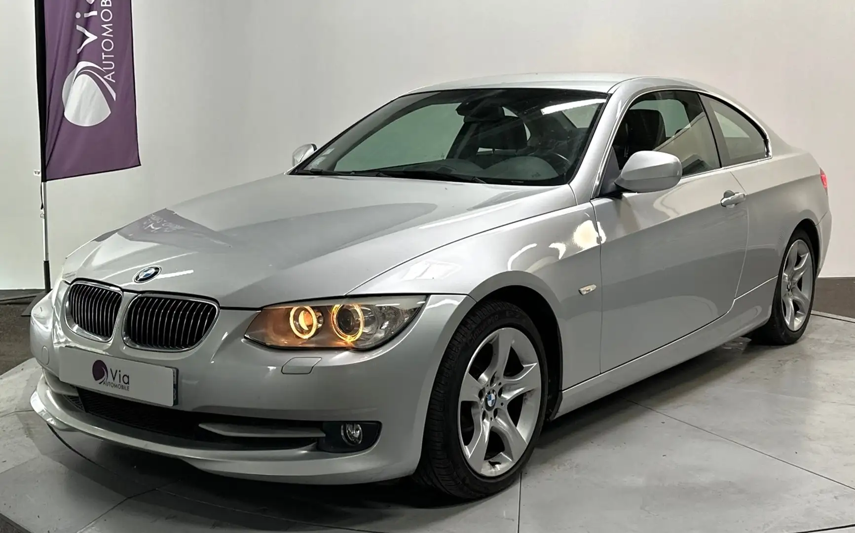 BMW 325 325i 218ch Excellis Steptronic A / 2 ème Main Gris - 1