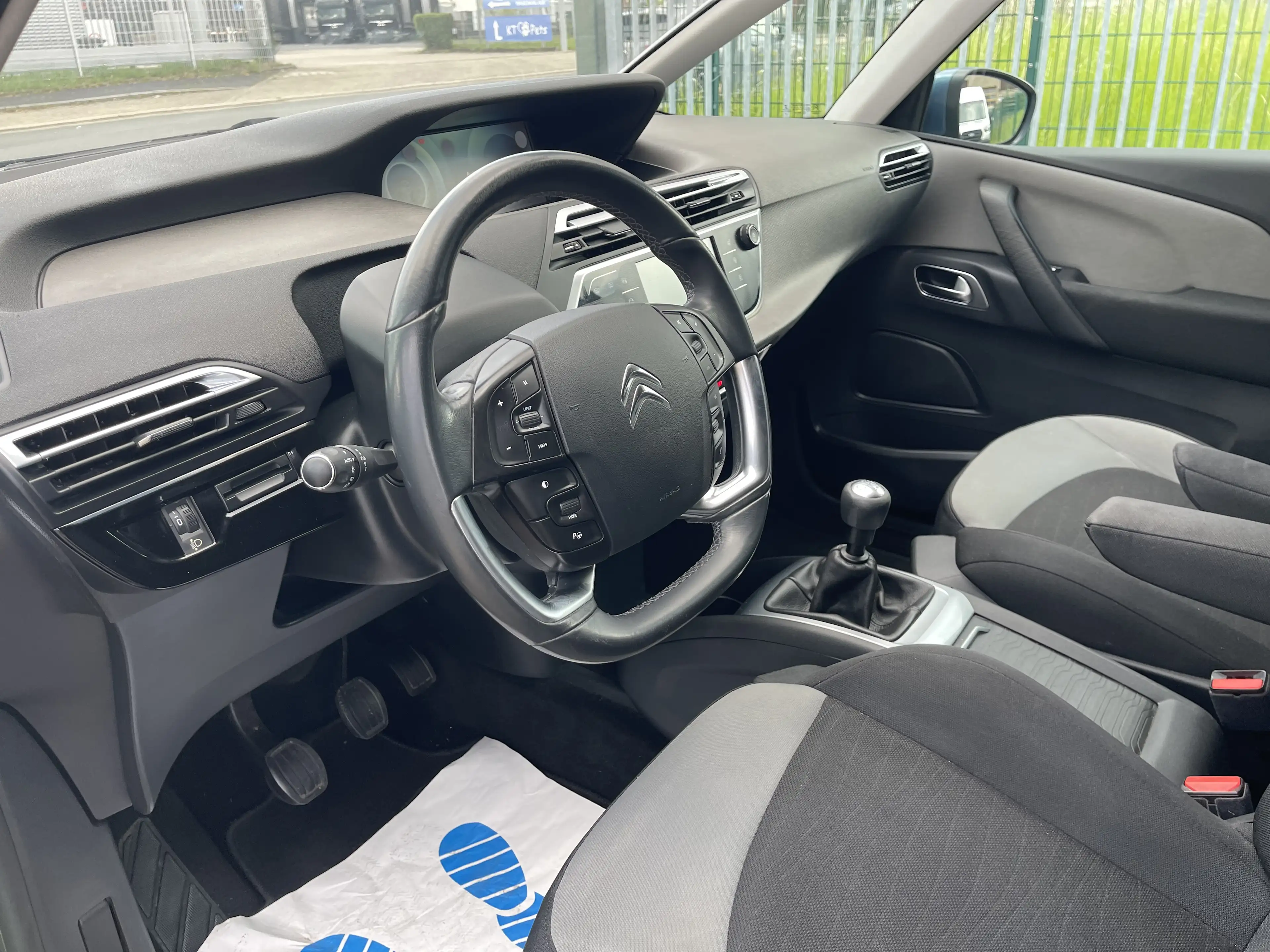 Citroen Grand C4 SpaceTourer 1.6 e-HDi FAP Intensive Voll 7-Sitzer S-Heft Top — photo 4