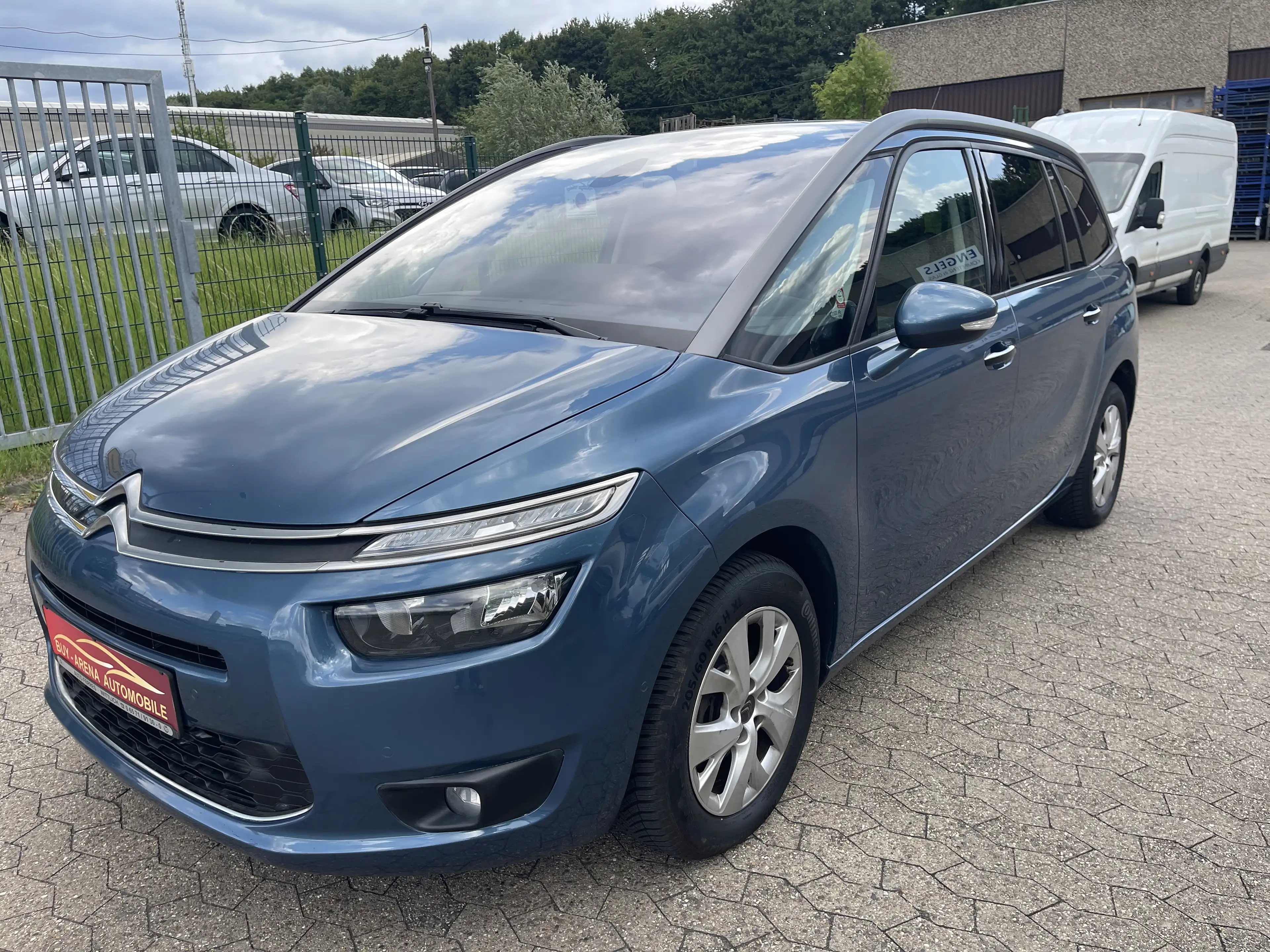 Citroen Grand C4 SpaceTourer 1.6 e-HDi FAP Intensive Voll 7-Sitzer S-Heft Top — photo 3