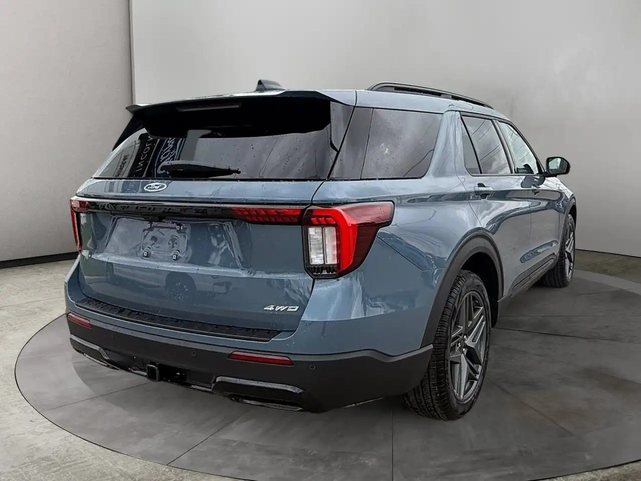 Ford Explorer photo Ford Explorer