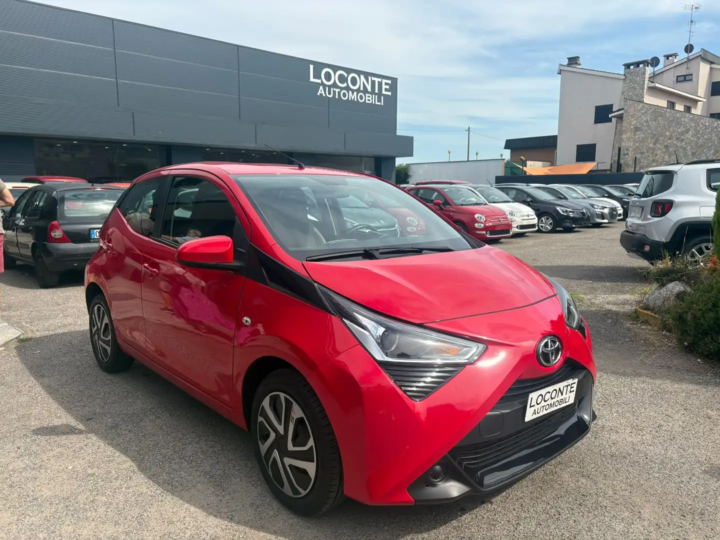 Toyota Aygo Aygo 5p 1.0 x-cool 72cv Rosso - 1