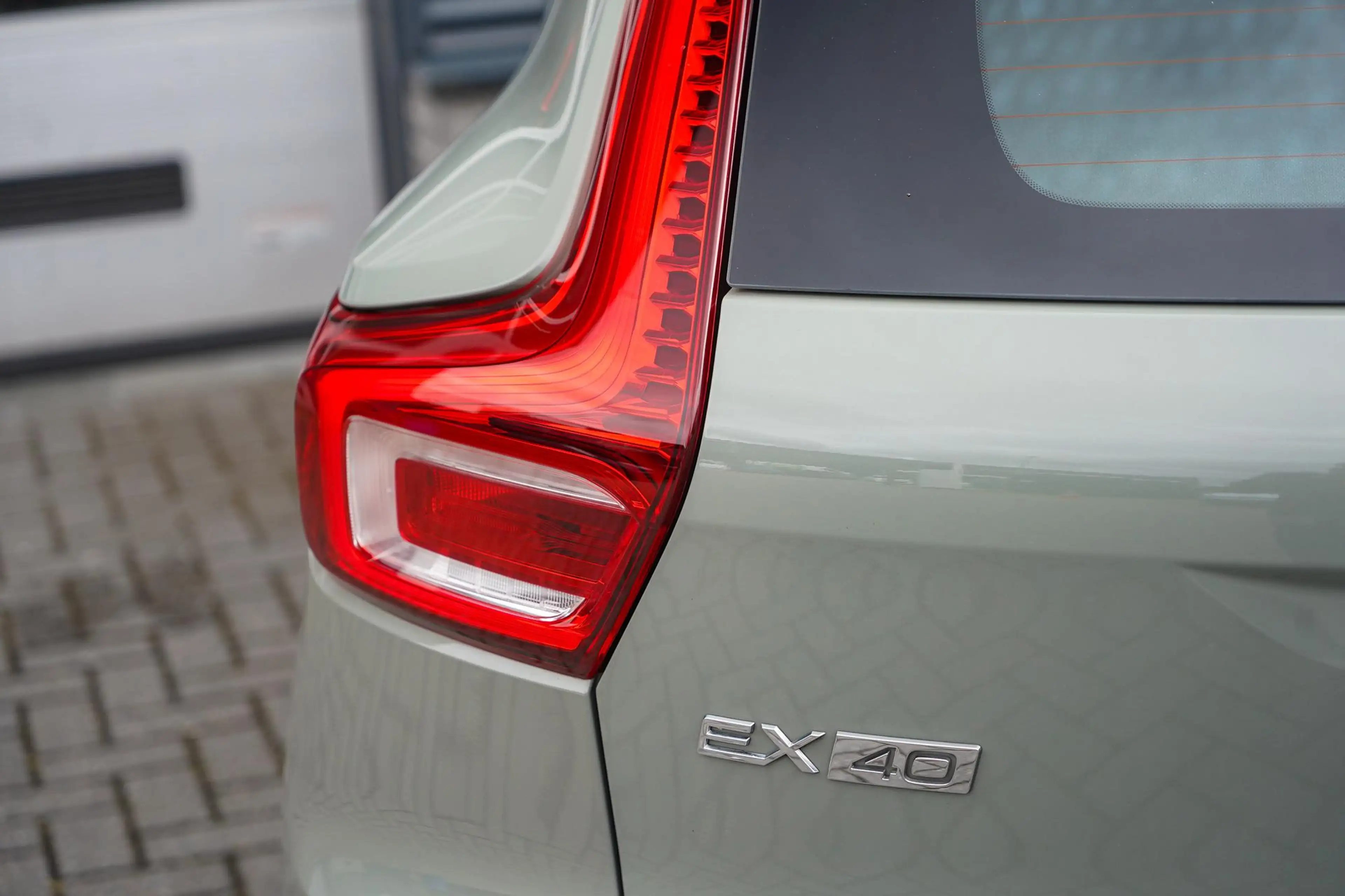 Volvo EX40 Single Motor Extended Range Core 252pk | 17% Bijte — photo 8