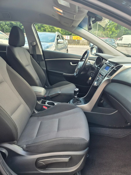 Hyundai i30 cw blue Trend — photo 12