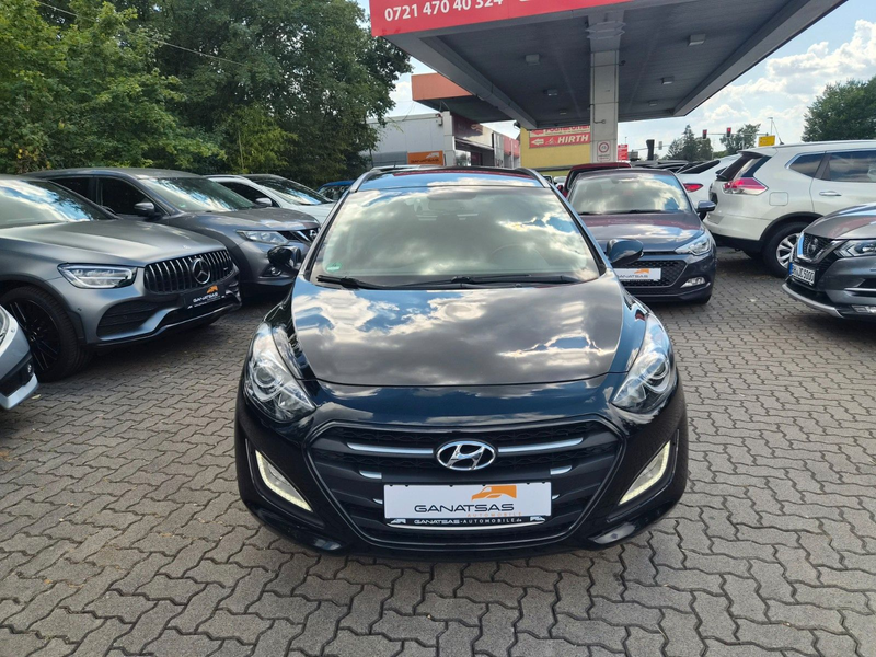Hyundai i30 cw blue Trend — photo 2