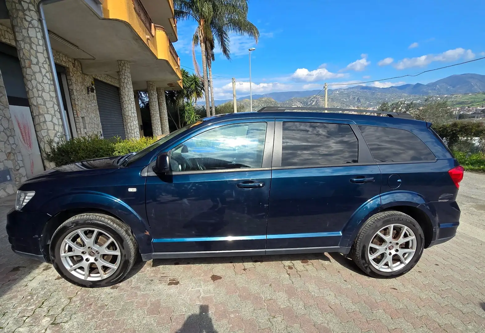 Fiat Freemont Freemont 2.0 mjt 16v Urban 4x4 170cv auto E5+ Modrá - 2