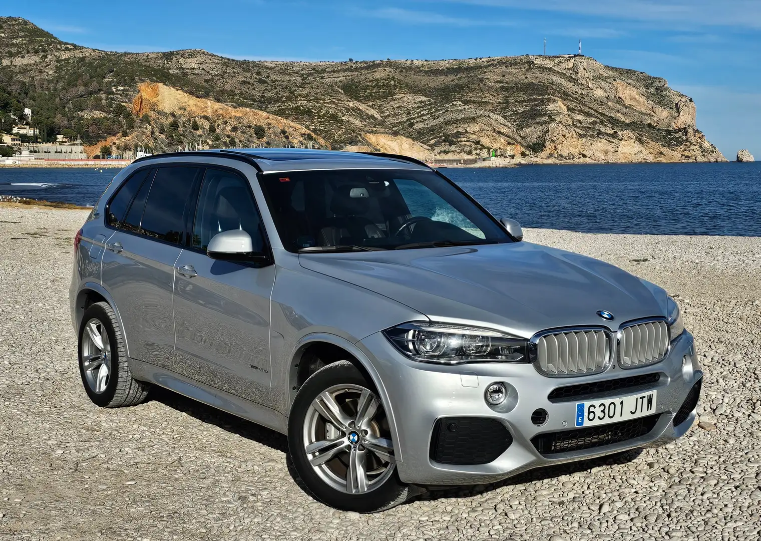BMW X5 X5 xDrive 40e Plateado - 2