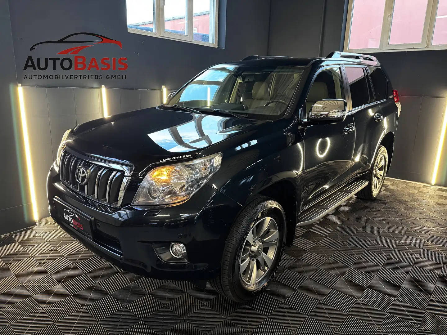 Toyota Land Cruiser 3.0 D-4D 60th Anniversary Premium Xenon/Leder/Schiebedach/Kamera/VOLL Grau - 1