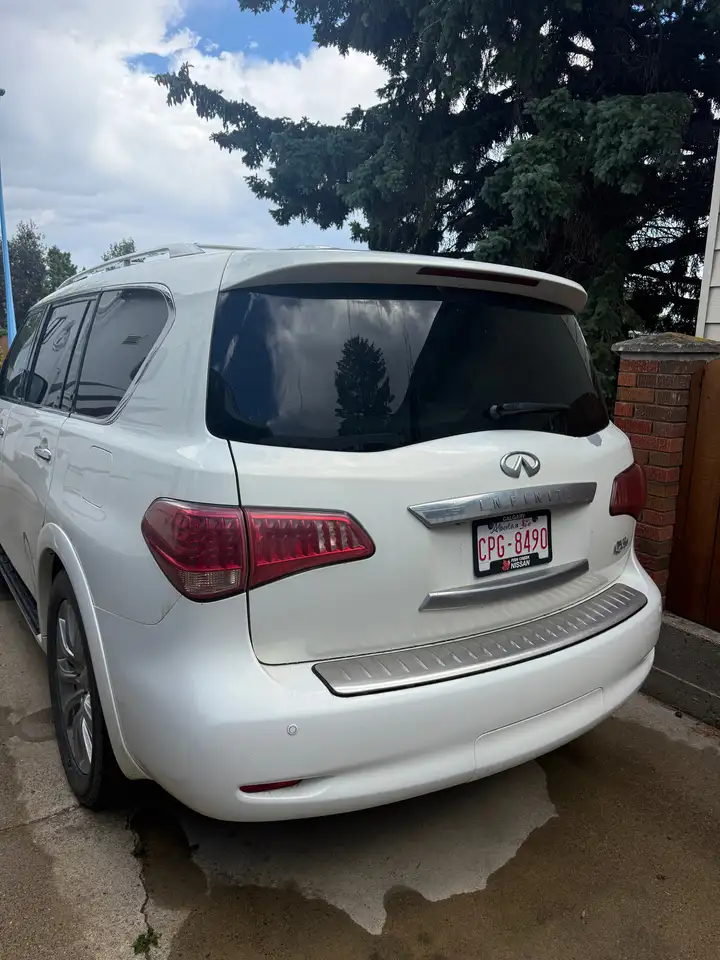 Infiniti QX56 photo Infiniti QX56