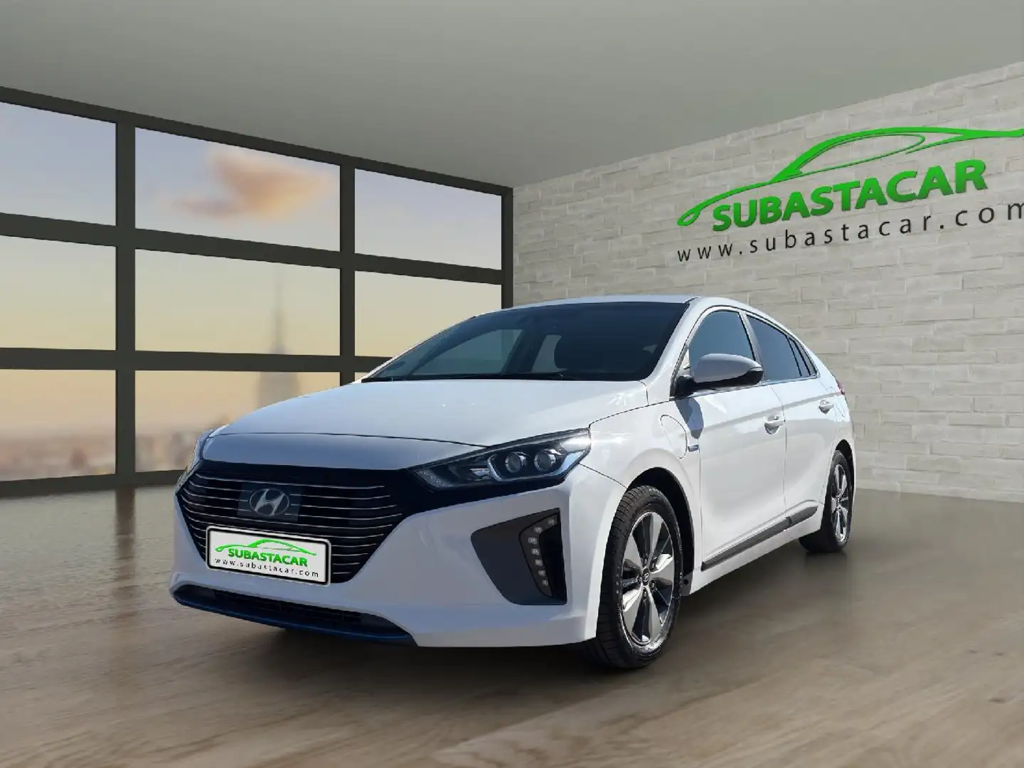 Hyundai IONIQ PHEV 1.6 GDI Tecno Blanco - 1
