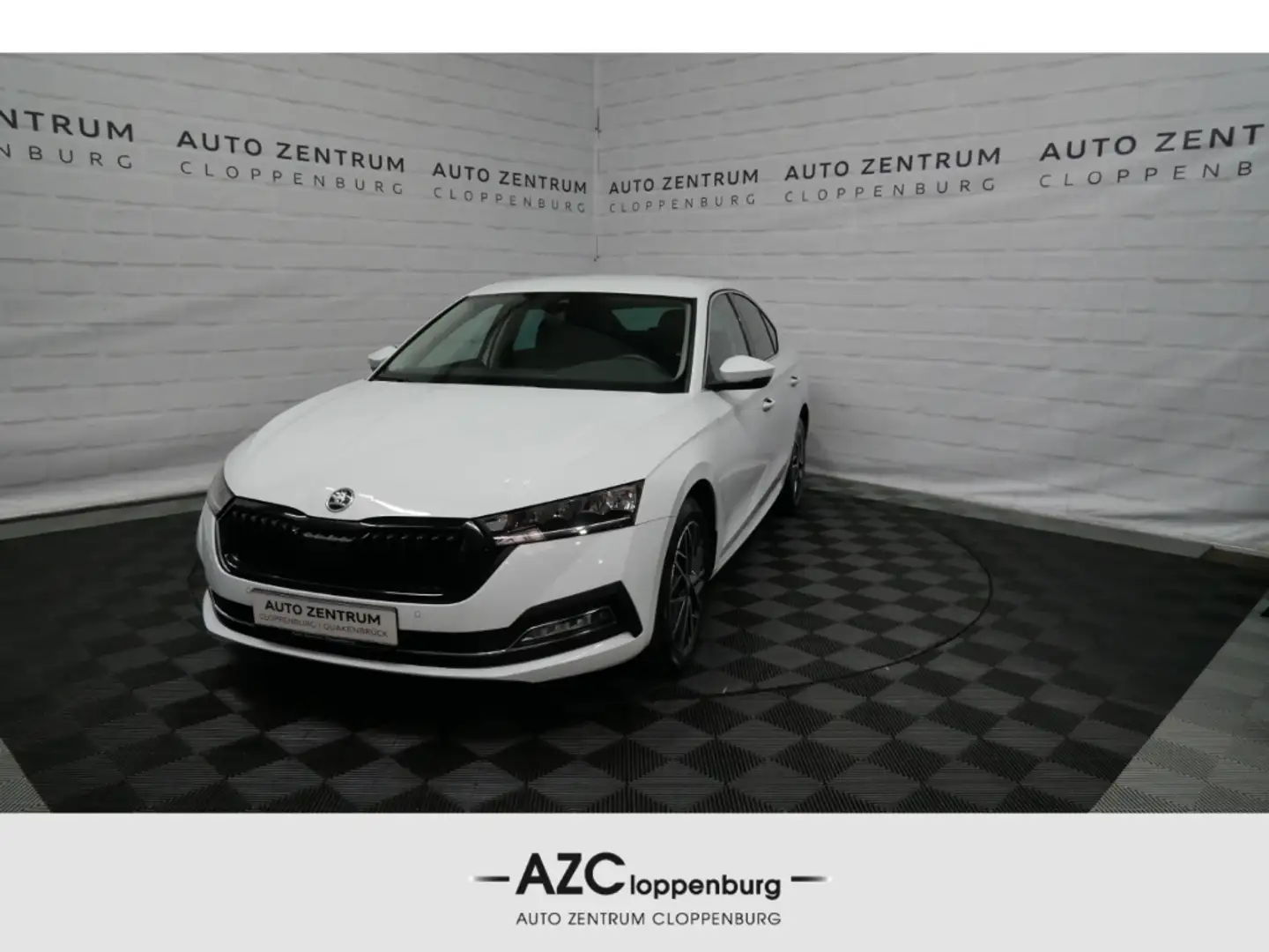 Skoda Octavia Lim TDI Style LED+Navi+Virtual+PDC+17'' Weiß - 1