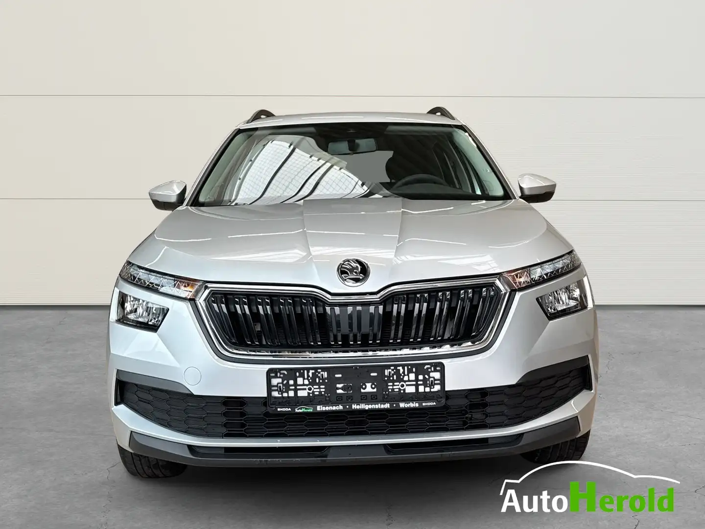Skoda Kamiq Scheckheft PDC AHK SmartLink­ WKR Silber - 2