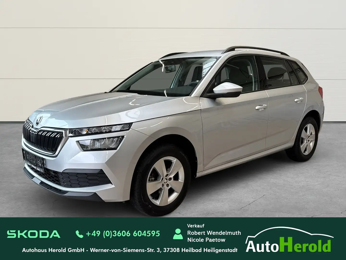 Skoda Kamiq Scheckheft PDC AHK SmartLink­ WKR Silber - 1
