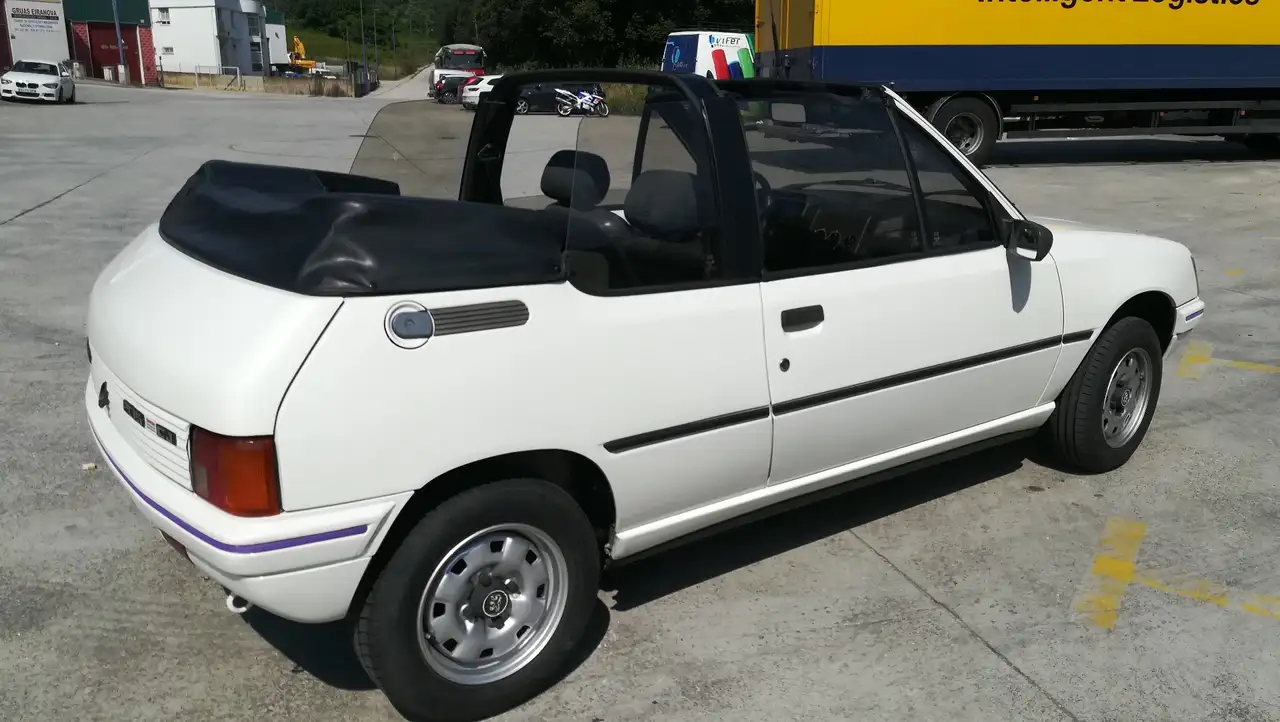 Peugeot 205 Cabriolet 1.4 CJ, foto 2