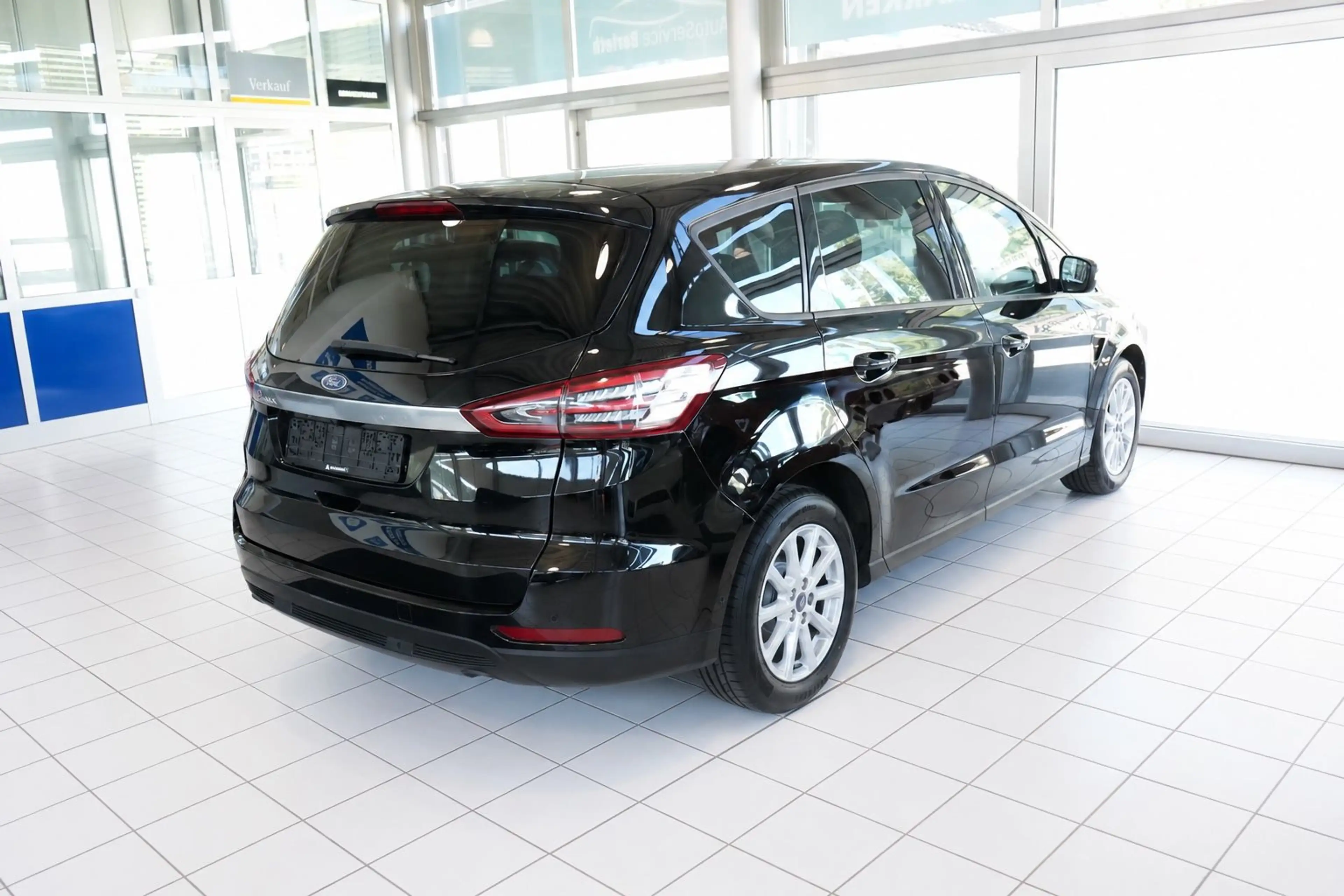 Ford S-Max S-MAX Trend — photo 4