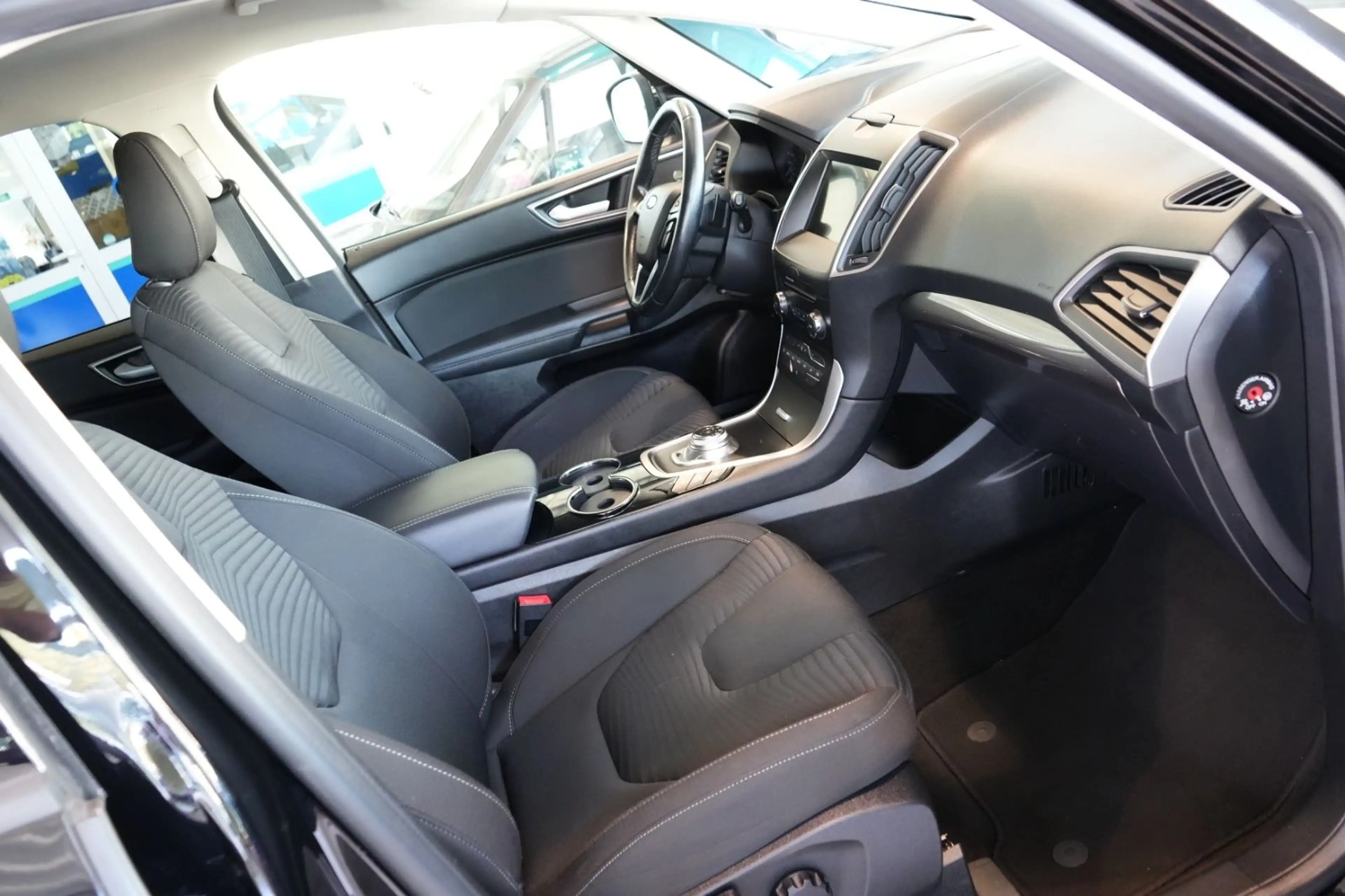 Ford S-Max S-MAX Trend — photo 9