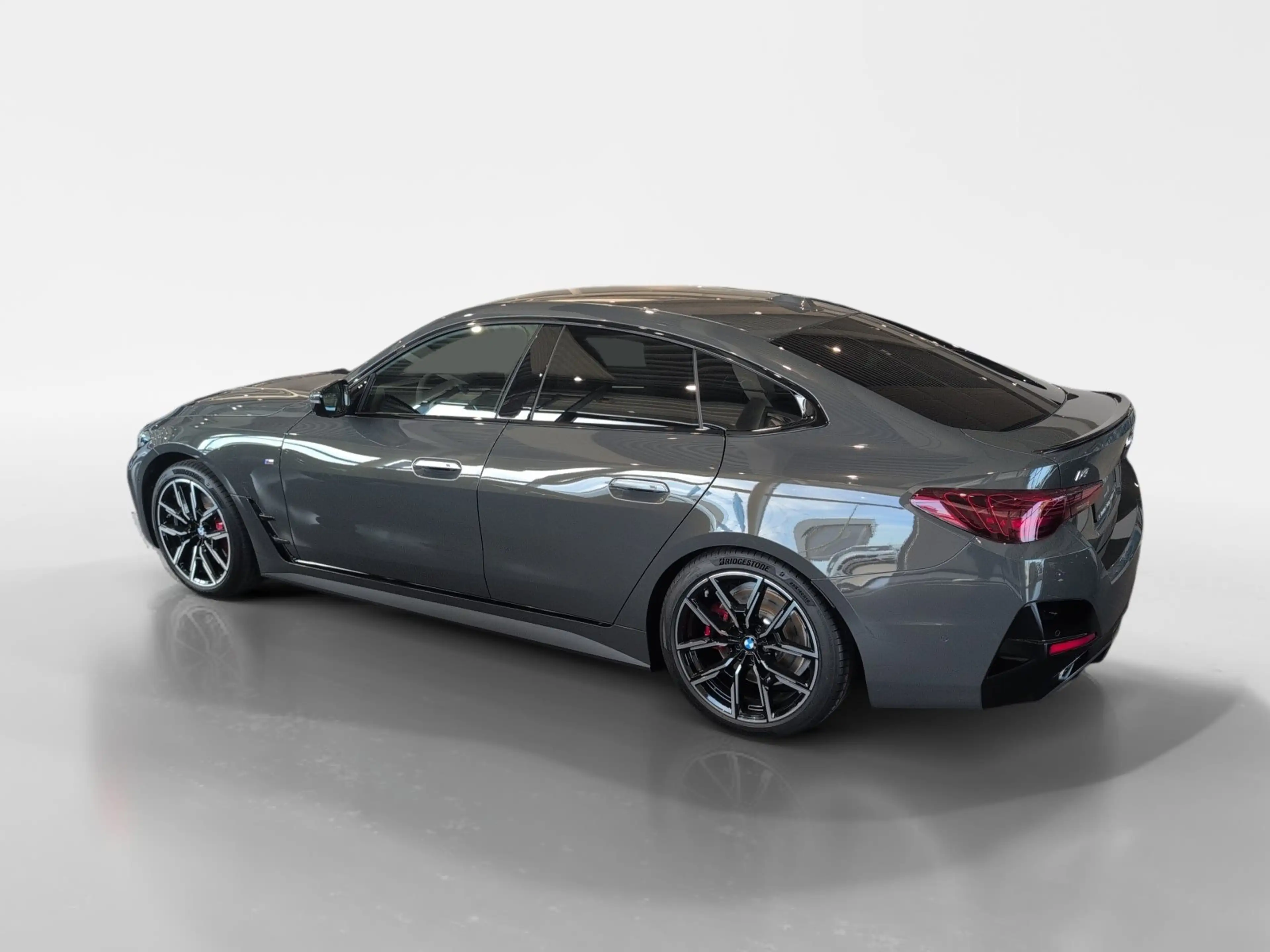 BMW i4 eDrive40 — photo 2