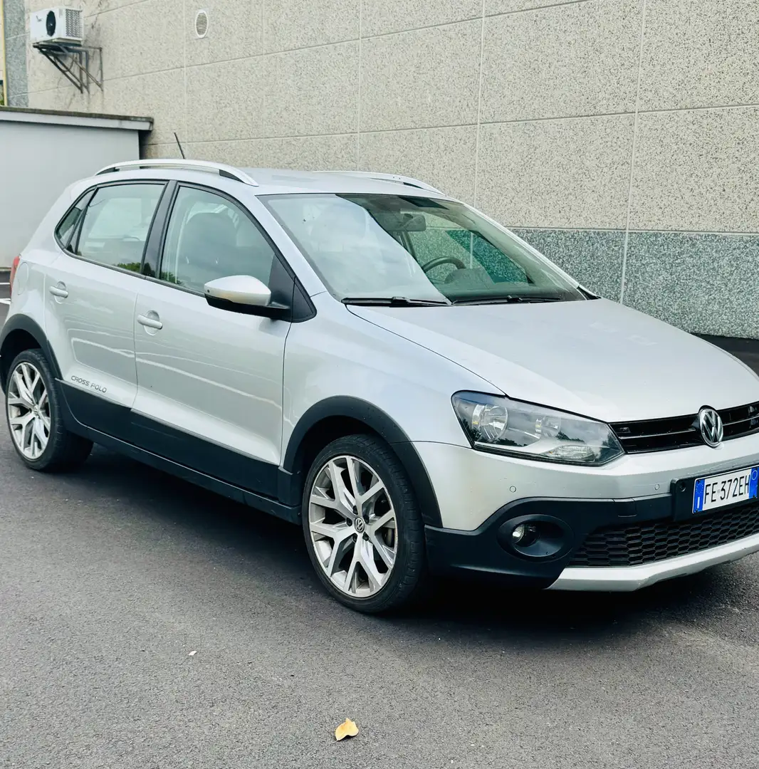 Volkswagen Polo Cross 5p 1.2 tsi bm - 2