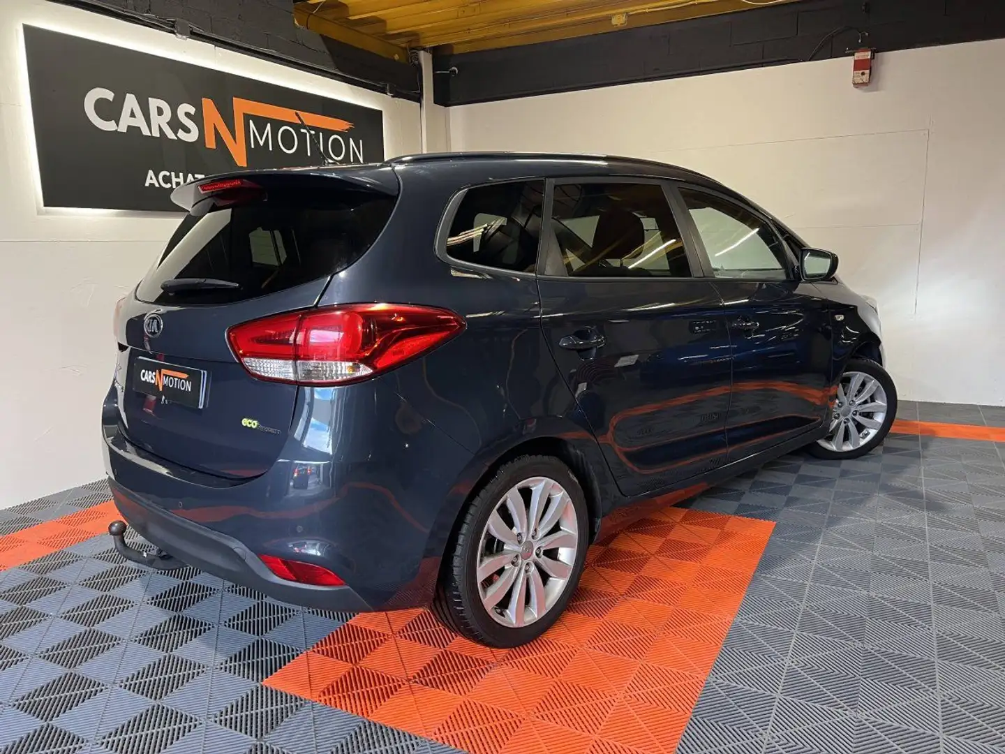 Kia Carens III 1.7 CRDi 115ch Active ISG 7 places - Historique d'entretien complet Blau - 2