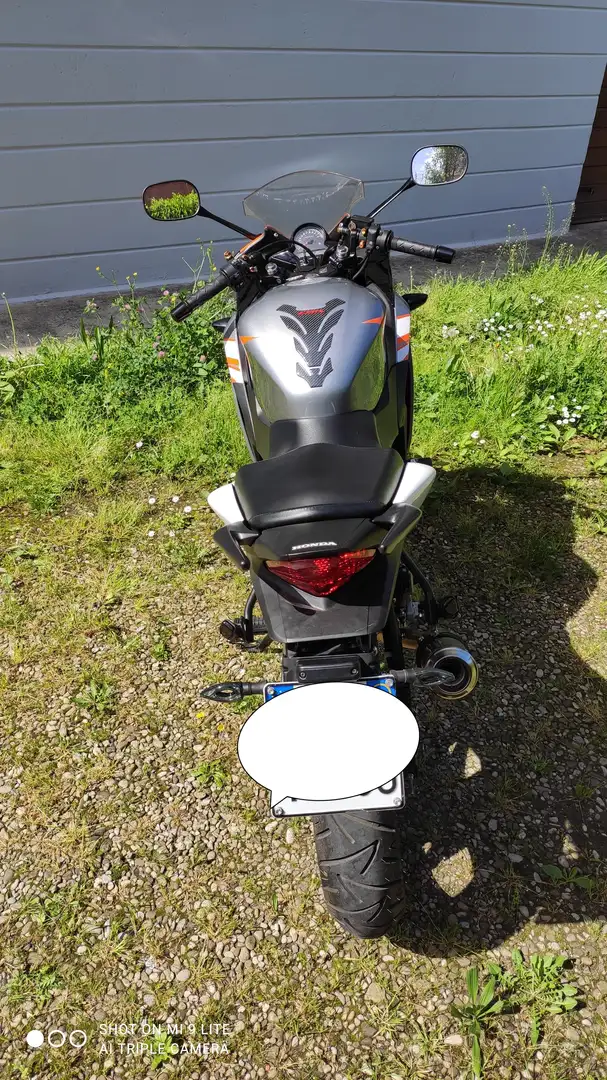 Honda CBR 125 Argintiu - 1