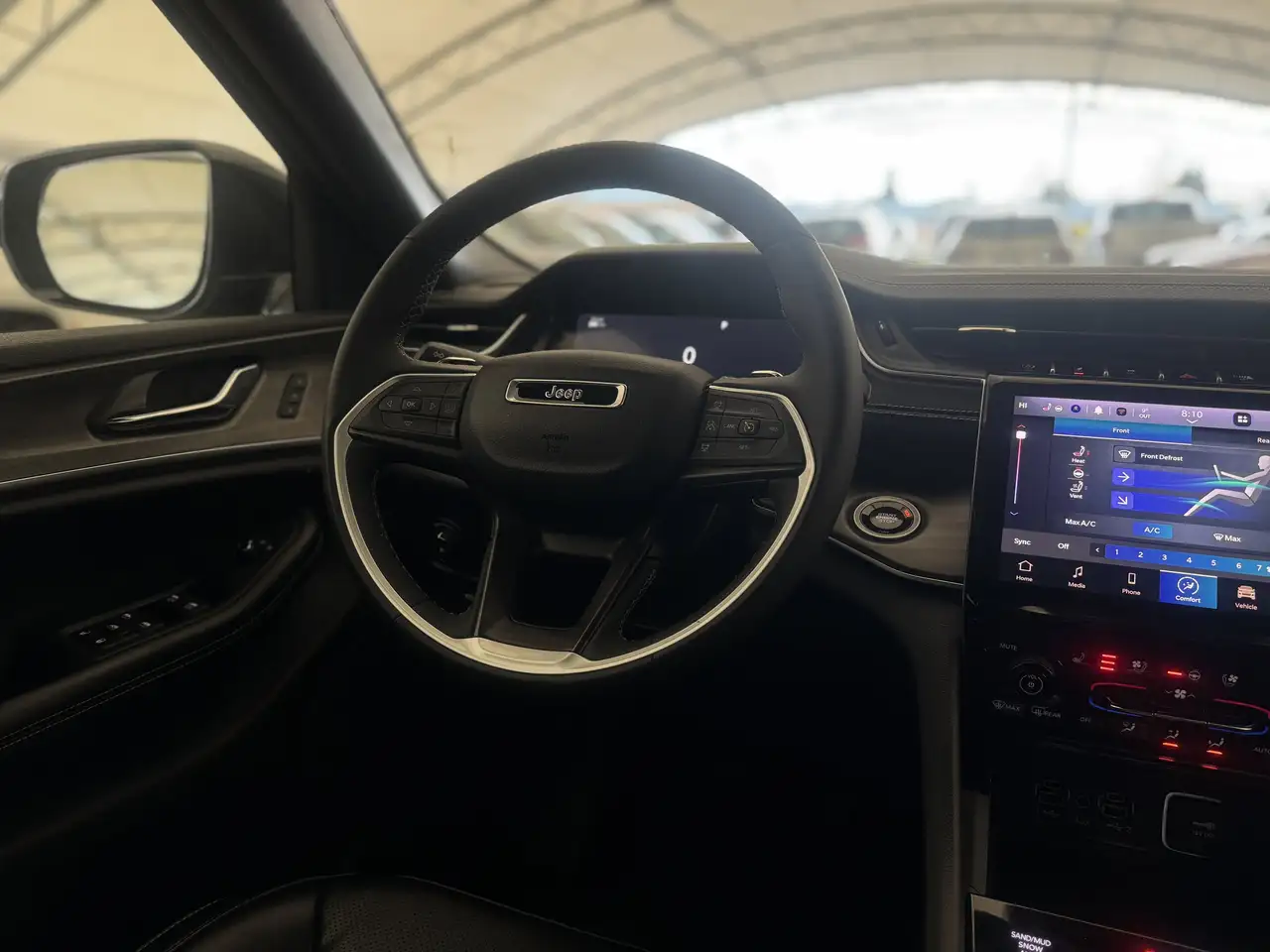Jeep Grand Cherokee снимка Jeep Grand Cherokee
