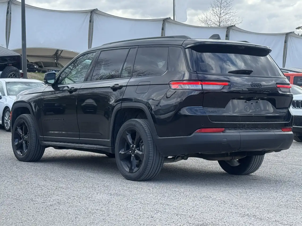 Jeep Grand Cherokee снимка Jeep Grand Cherokee
