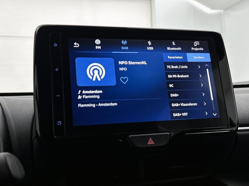 Toyota Yaris Cross 1.5 Hybrid 115 Dynamic AWD | Apple Carplay-Android — photo 9