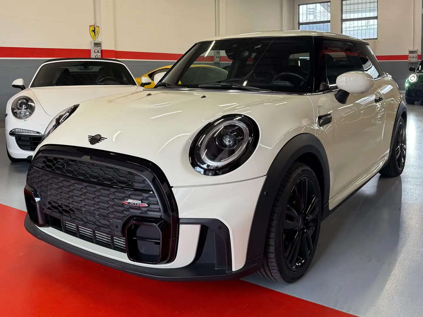 MINI Cooper Mini 3p 1.5 Cooper JCW Premium auto Blanco - 1