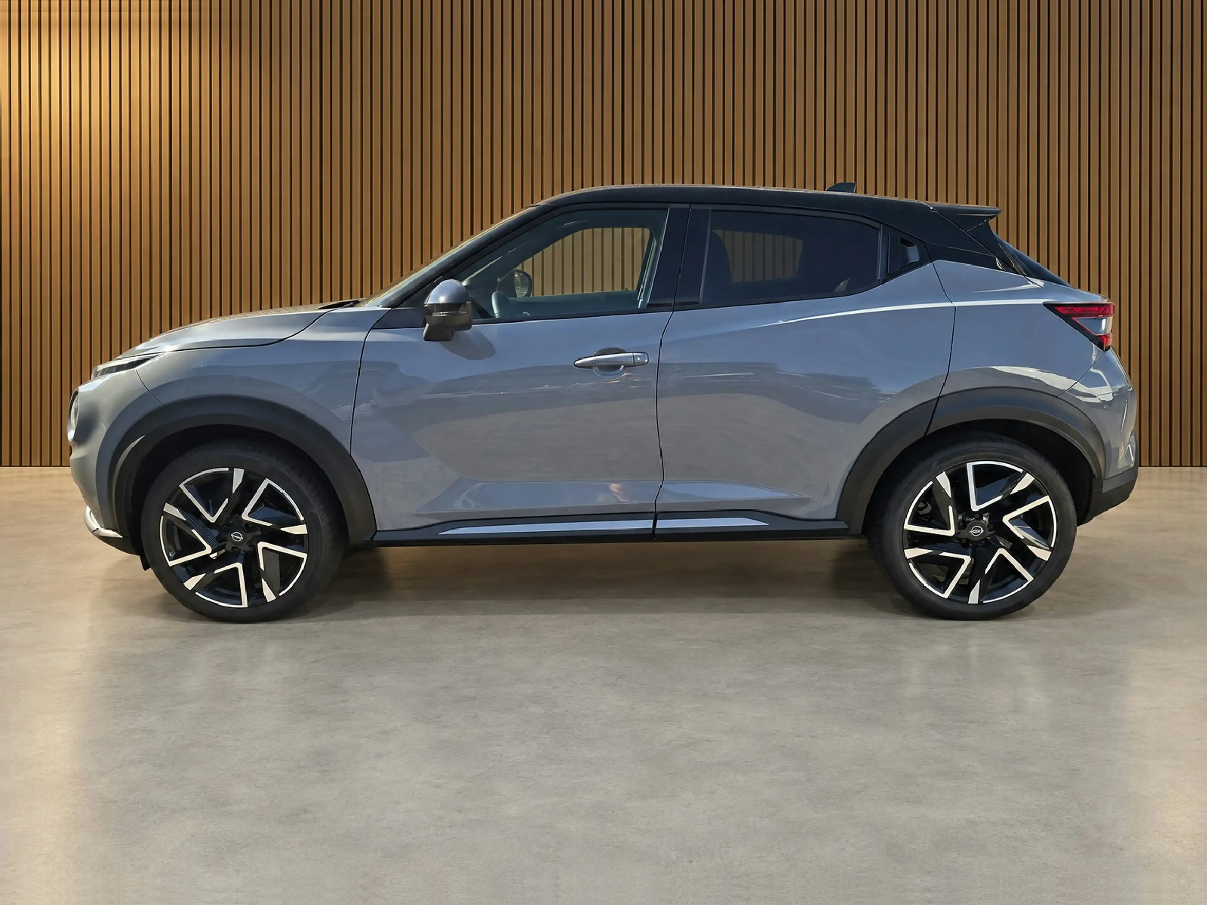 Nissan Juke 1.0 DIG-T N-Design automaat / navigatie / camera — photo 6