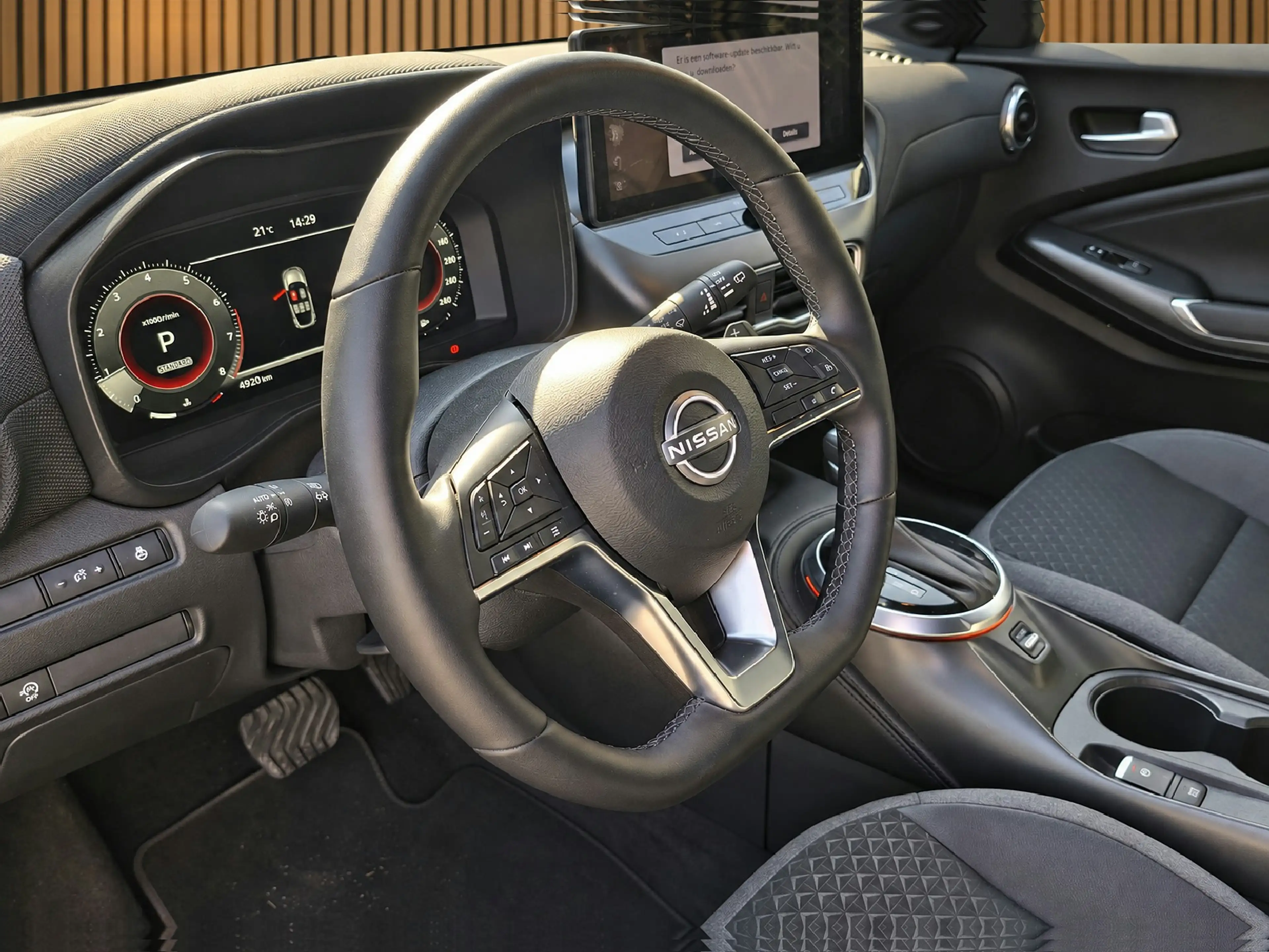 Nissan Juke 1.0 DIG-T N-Design automaat / navigatie / camera — photo 13