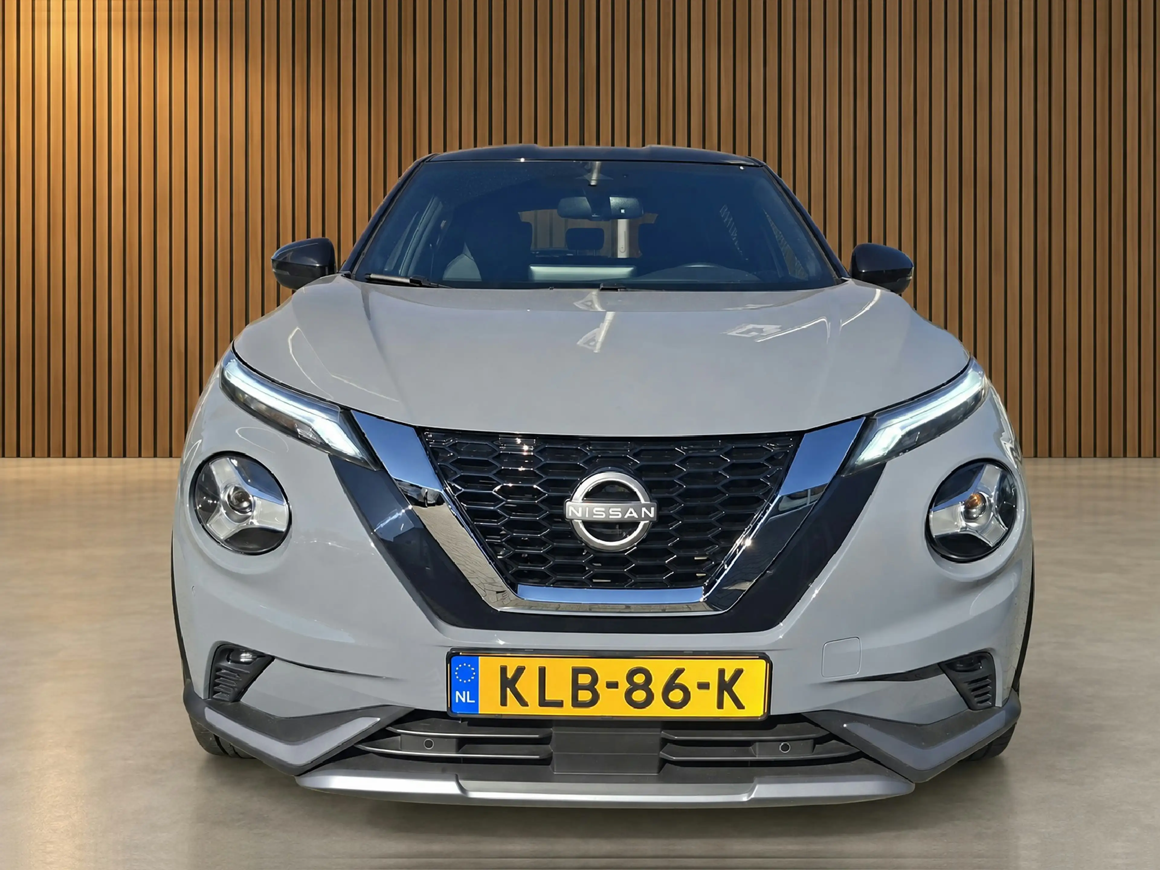 Nissan Juke 1.0 DIG-T N-Design automaat / navigatie / camera — photo 2