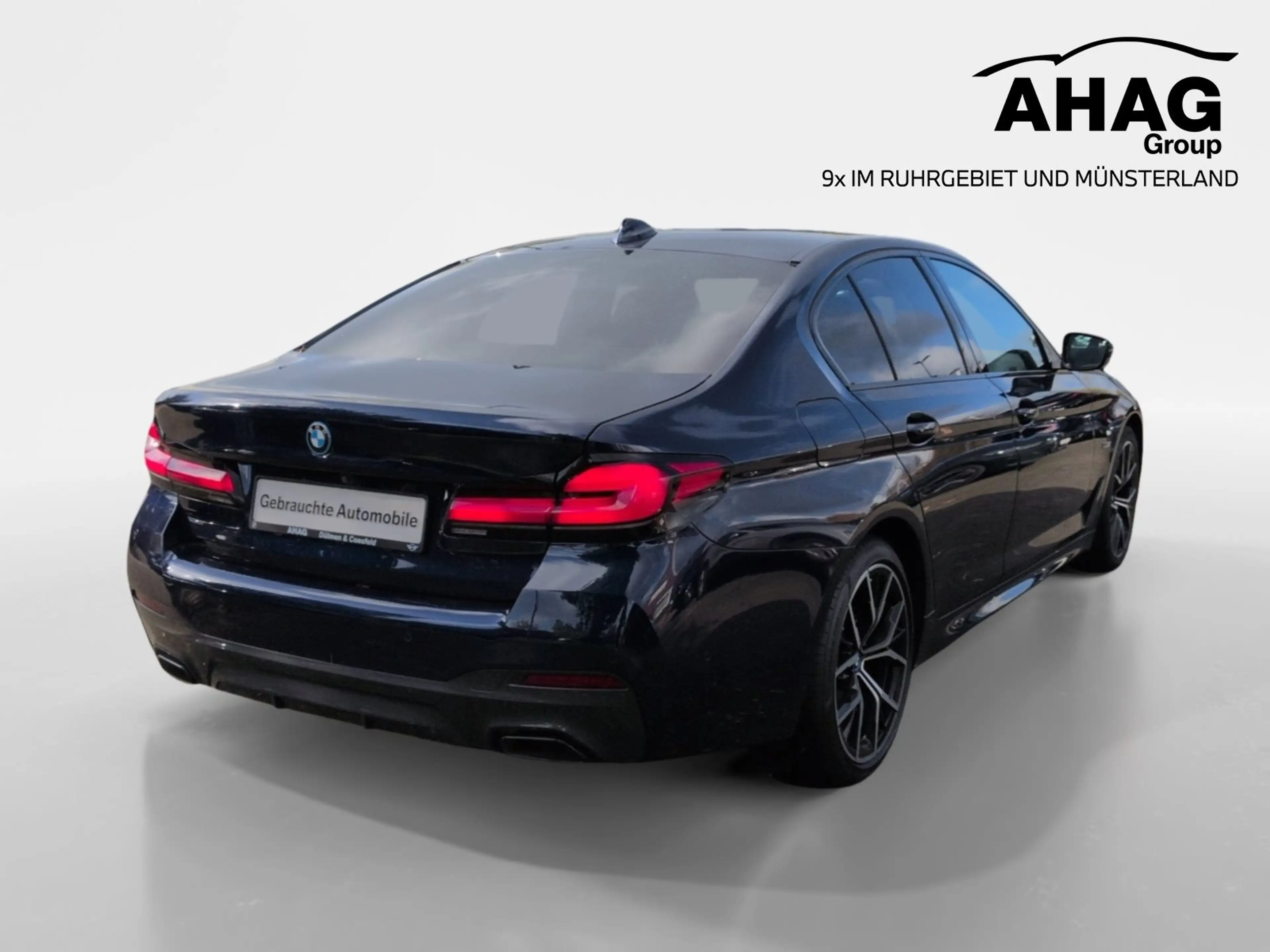 BMW 545 e xDrive Limousine — photo 4