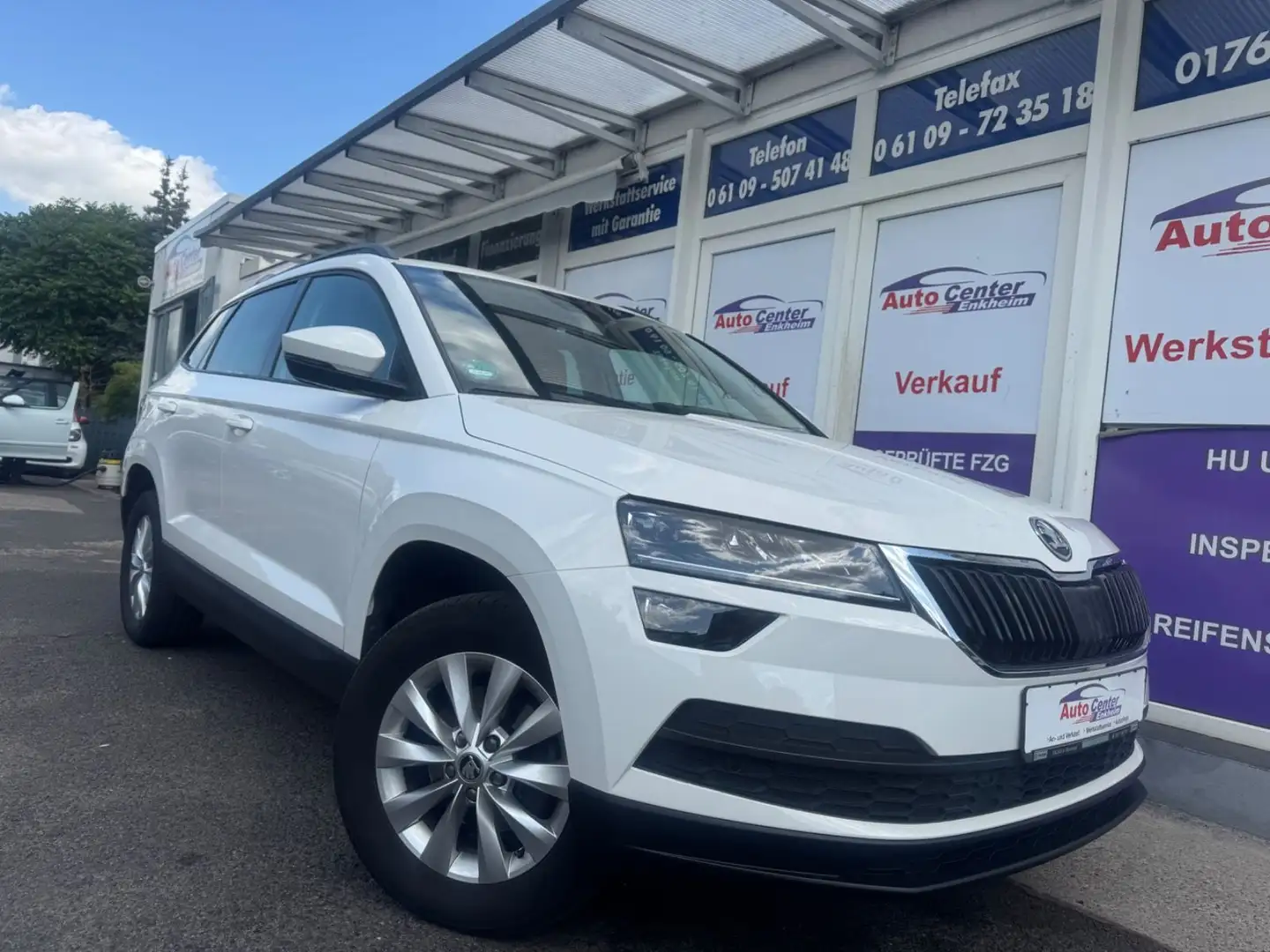 Skoda Karoq Ambition *Navi*Klimaaut*Sitzhzg*PDC*MFL* Weiß - 1