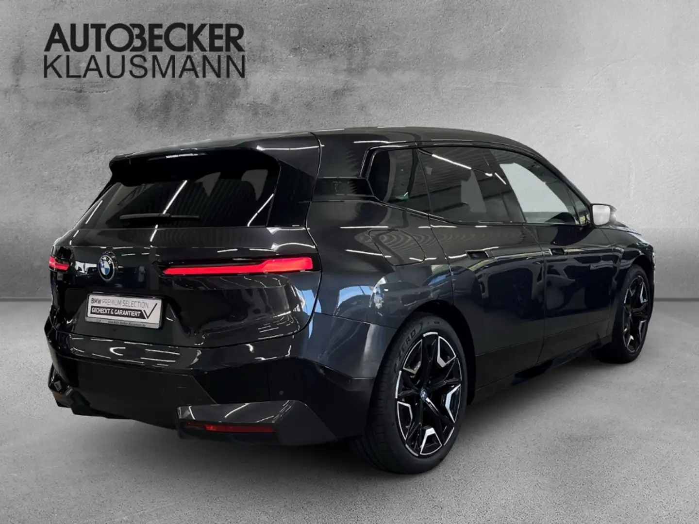 BMW iX 40 xDrive Sportpaket HUD AHK-klappbar El. Panodach Grau - 2