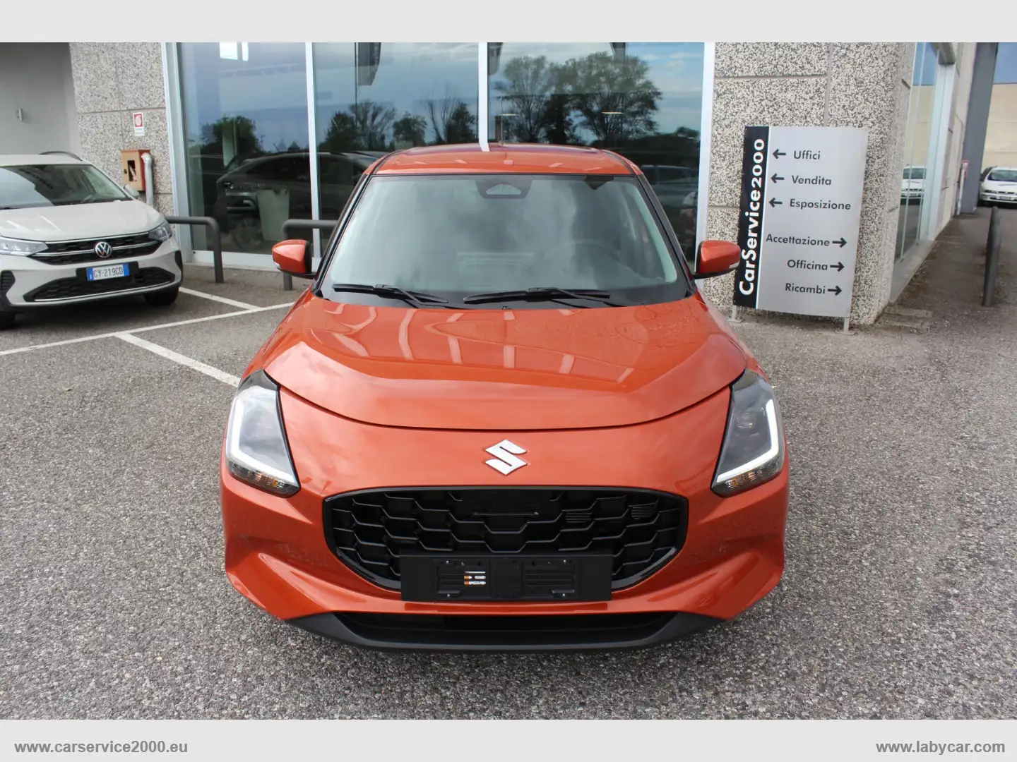 Suzuki Swift 1.2 Hybrid CVT Top Arancione - 2