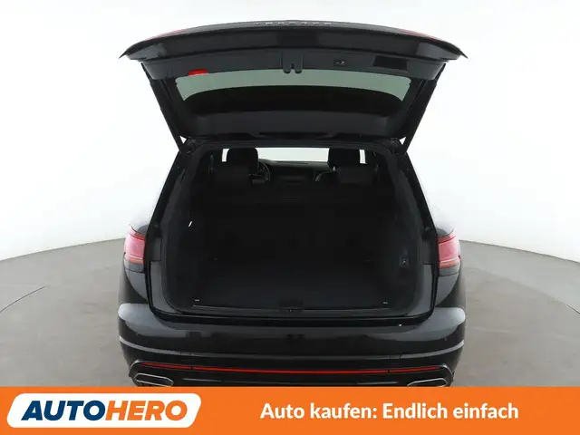 Volkswagen Touareg view 16