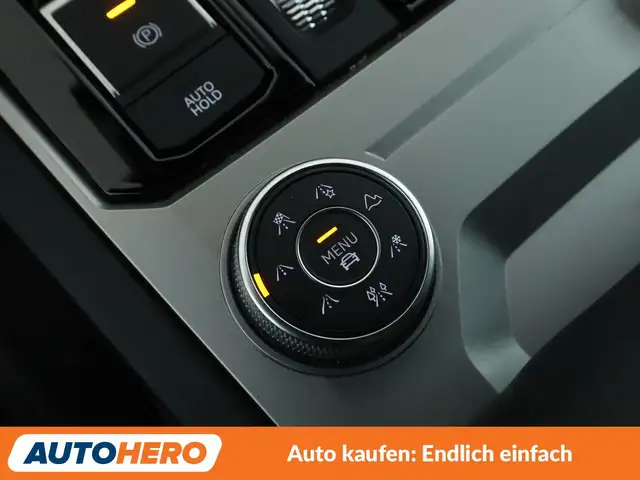 Volkswagen Touareg view 27