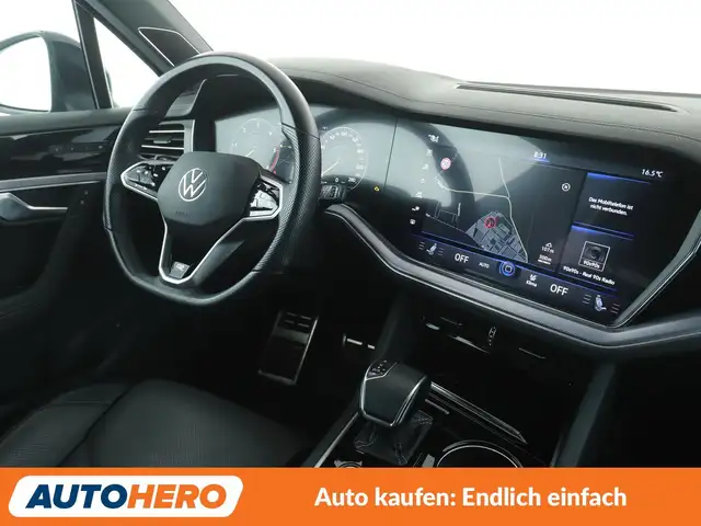 Volkswagen Touareg view 13